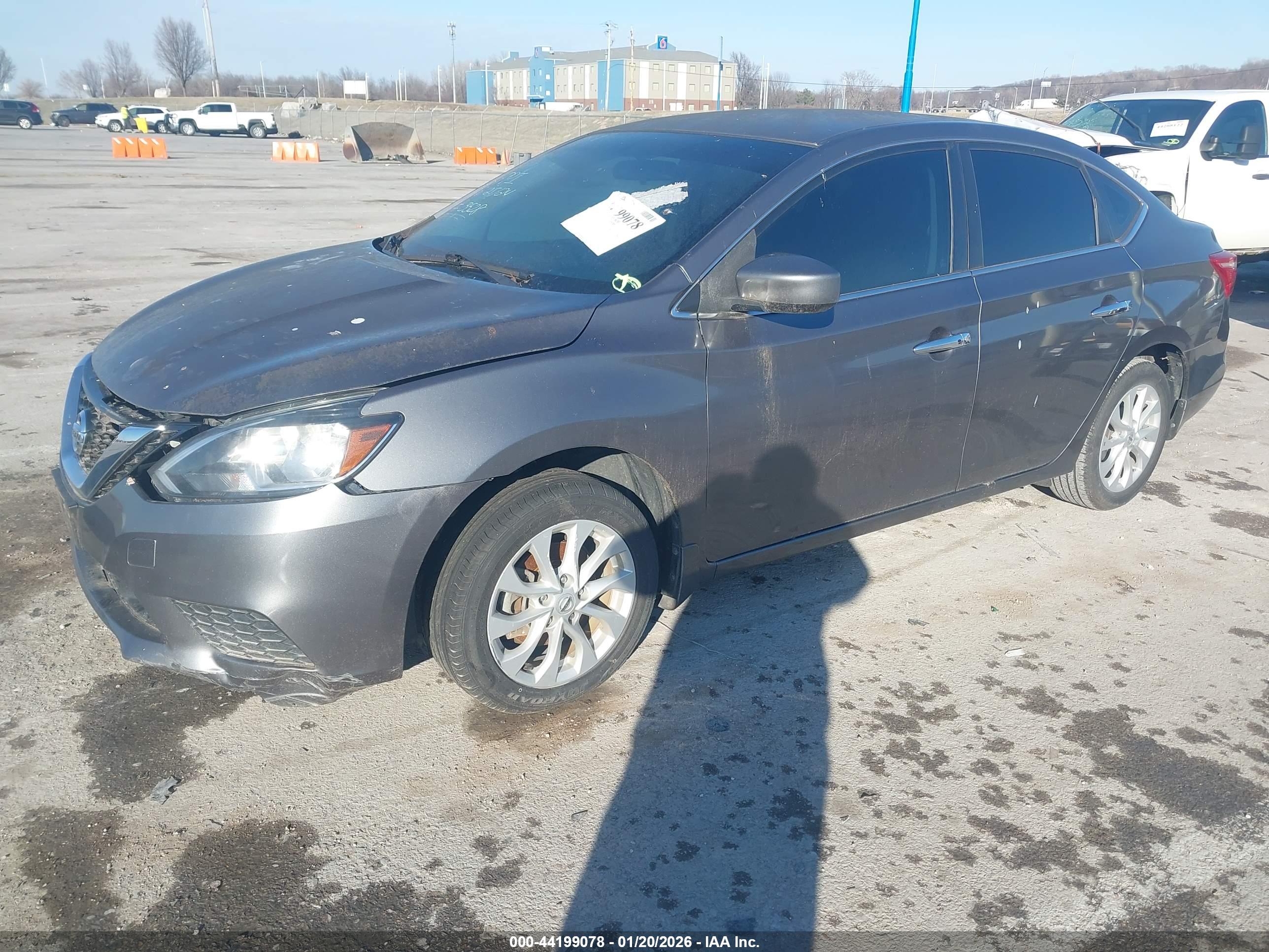NISSAN SENTRA image 2