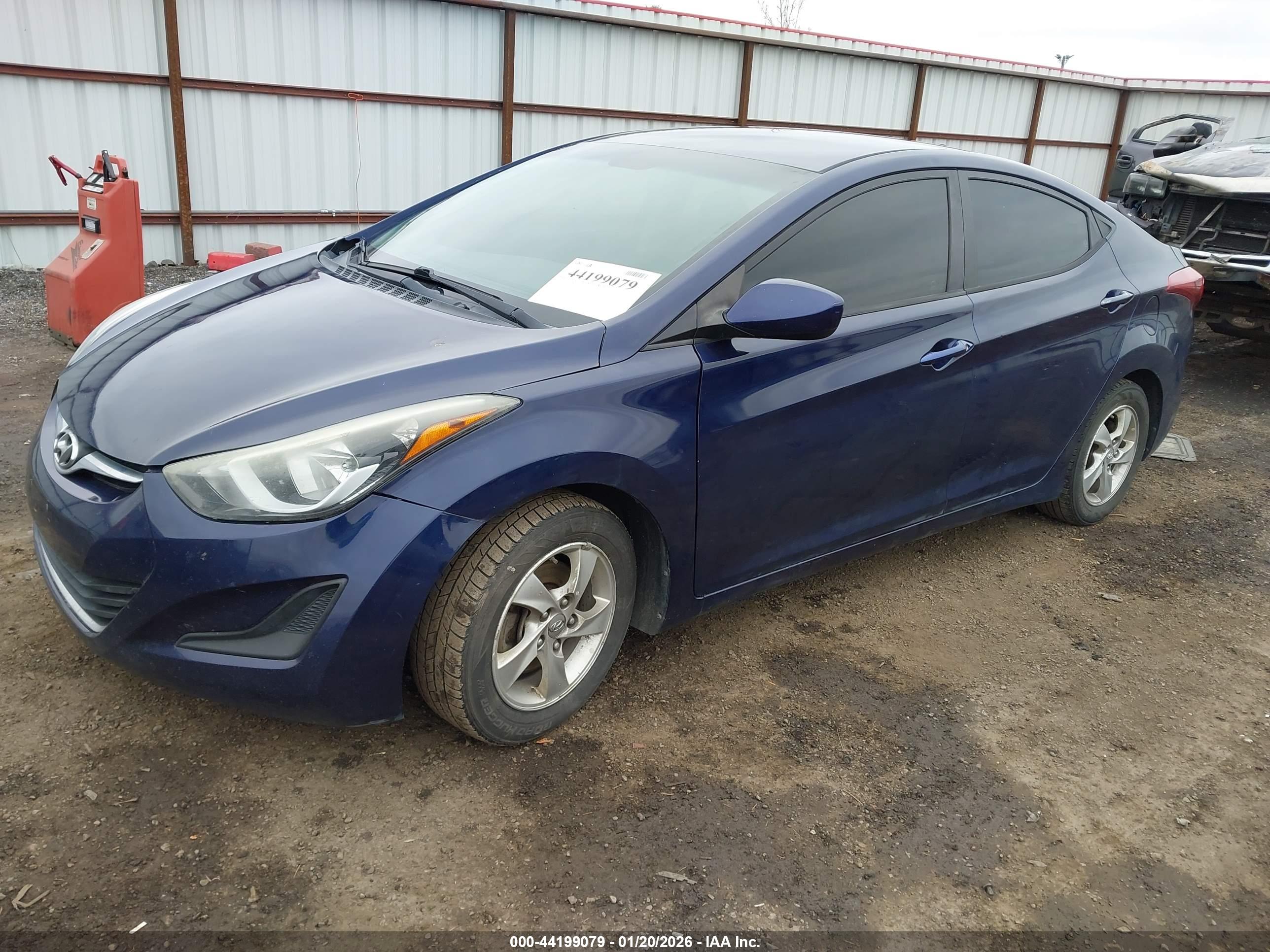 HYUNDAI ELANTRA image 2