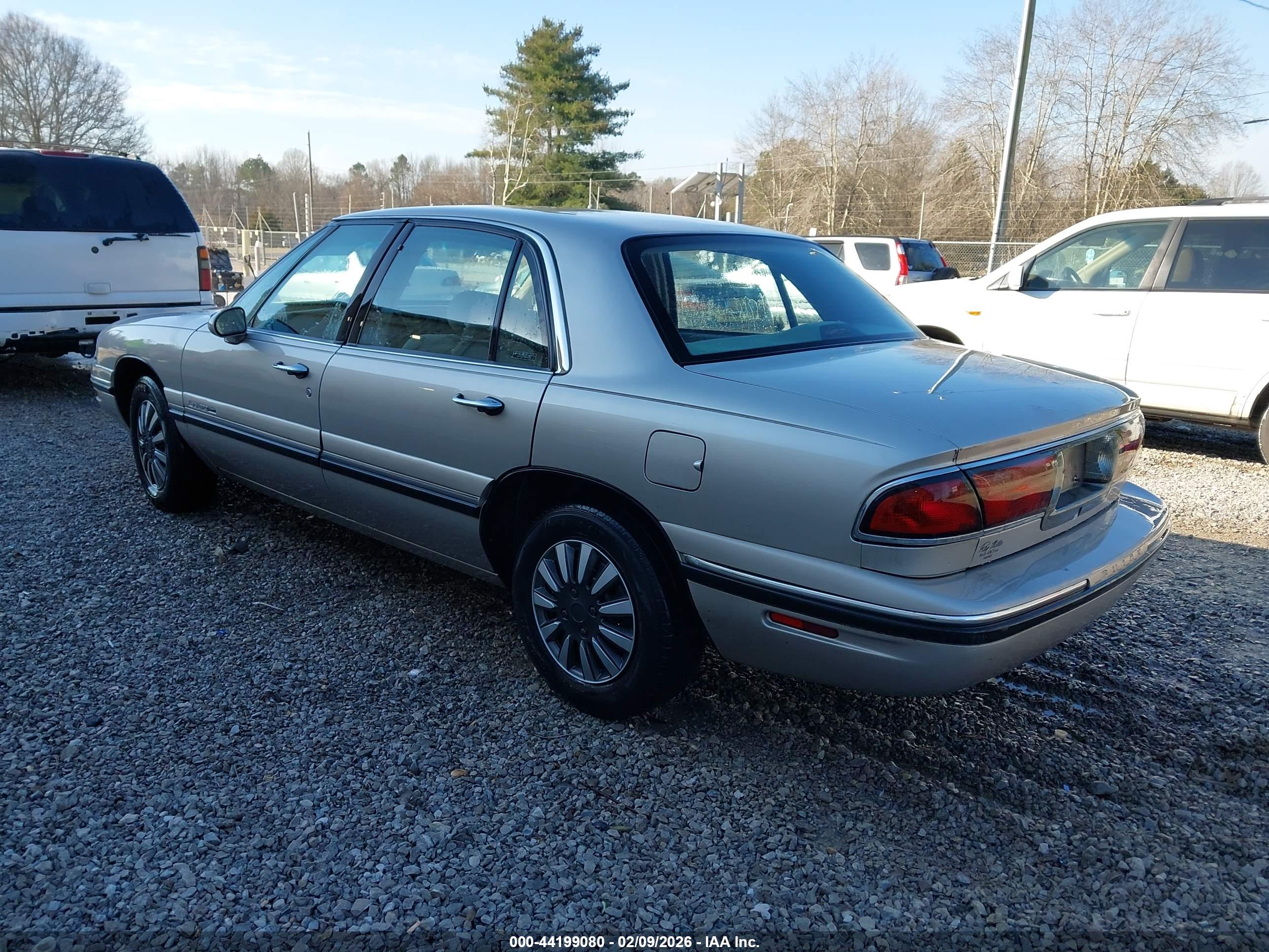 BUICK LESABRE image 3