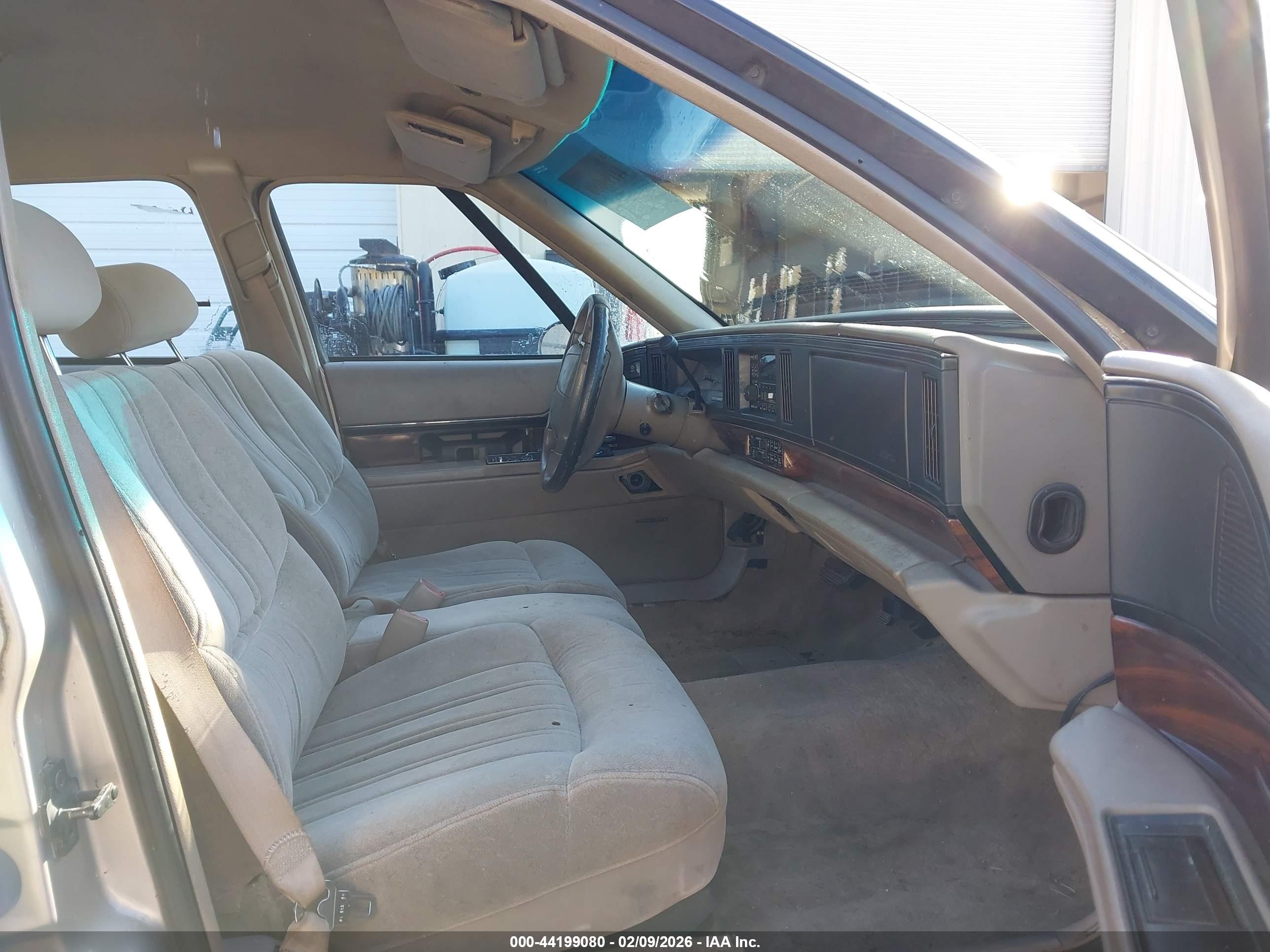 BUICK LESABRE image 5