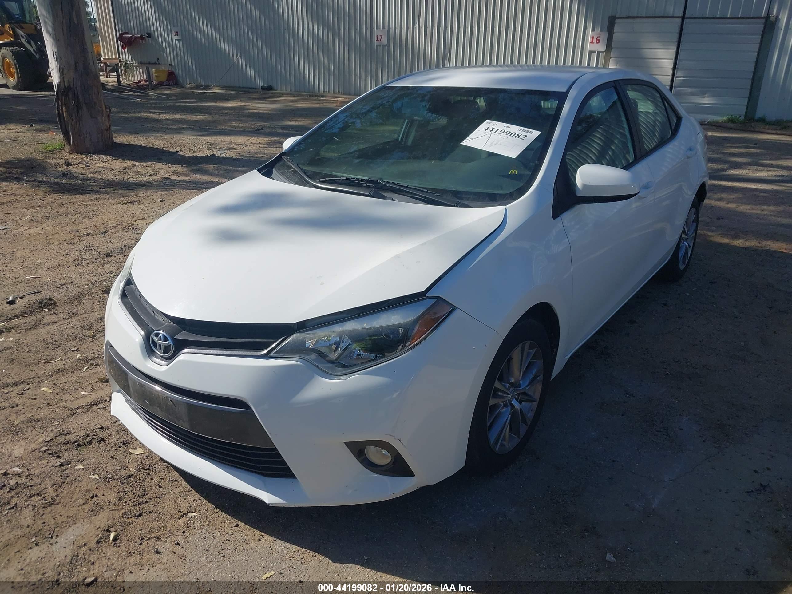 TOYOTA COROLLA image 2