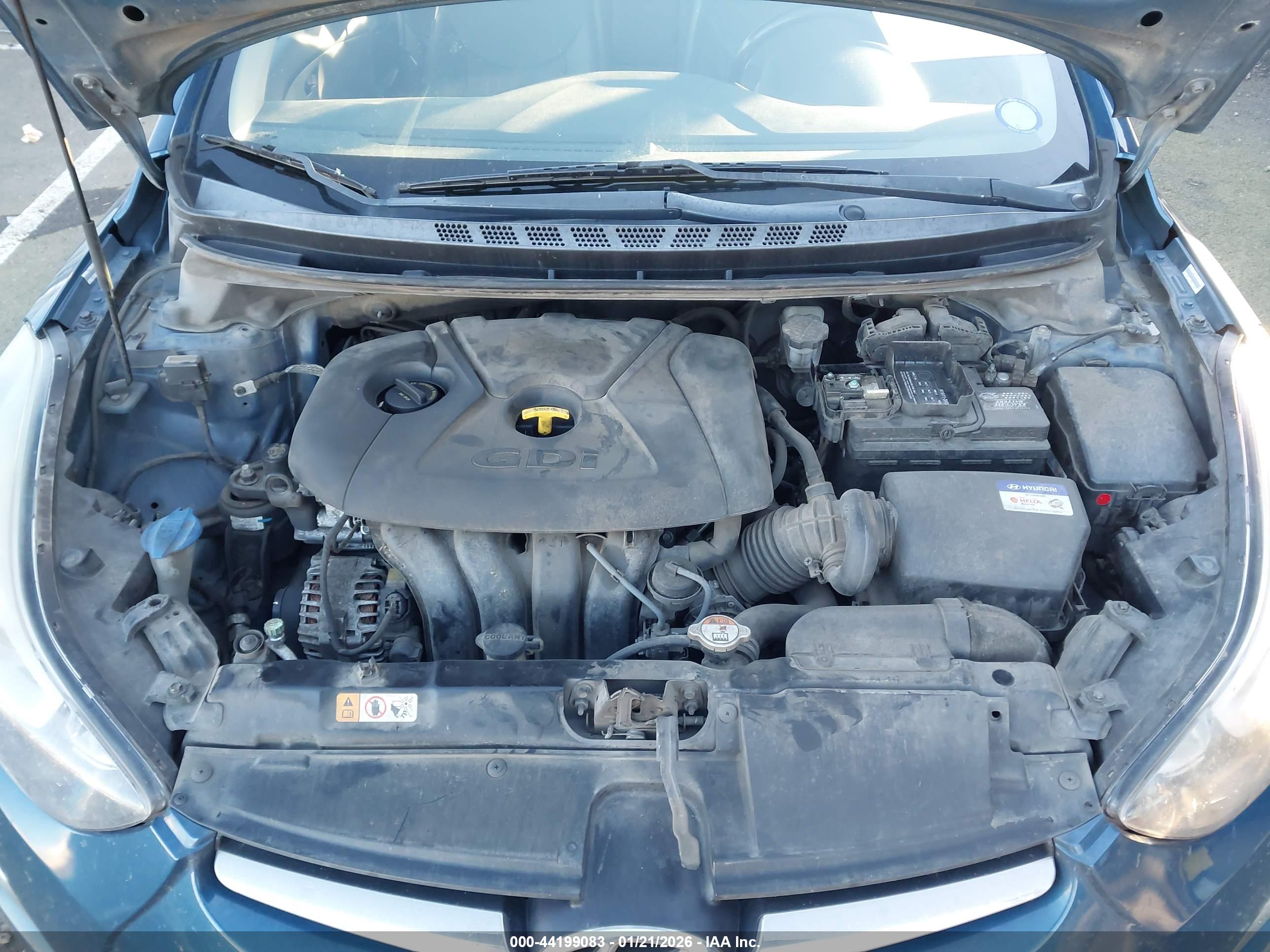 HYUNDAI ELANTRA image 10