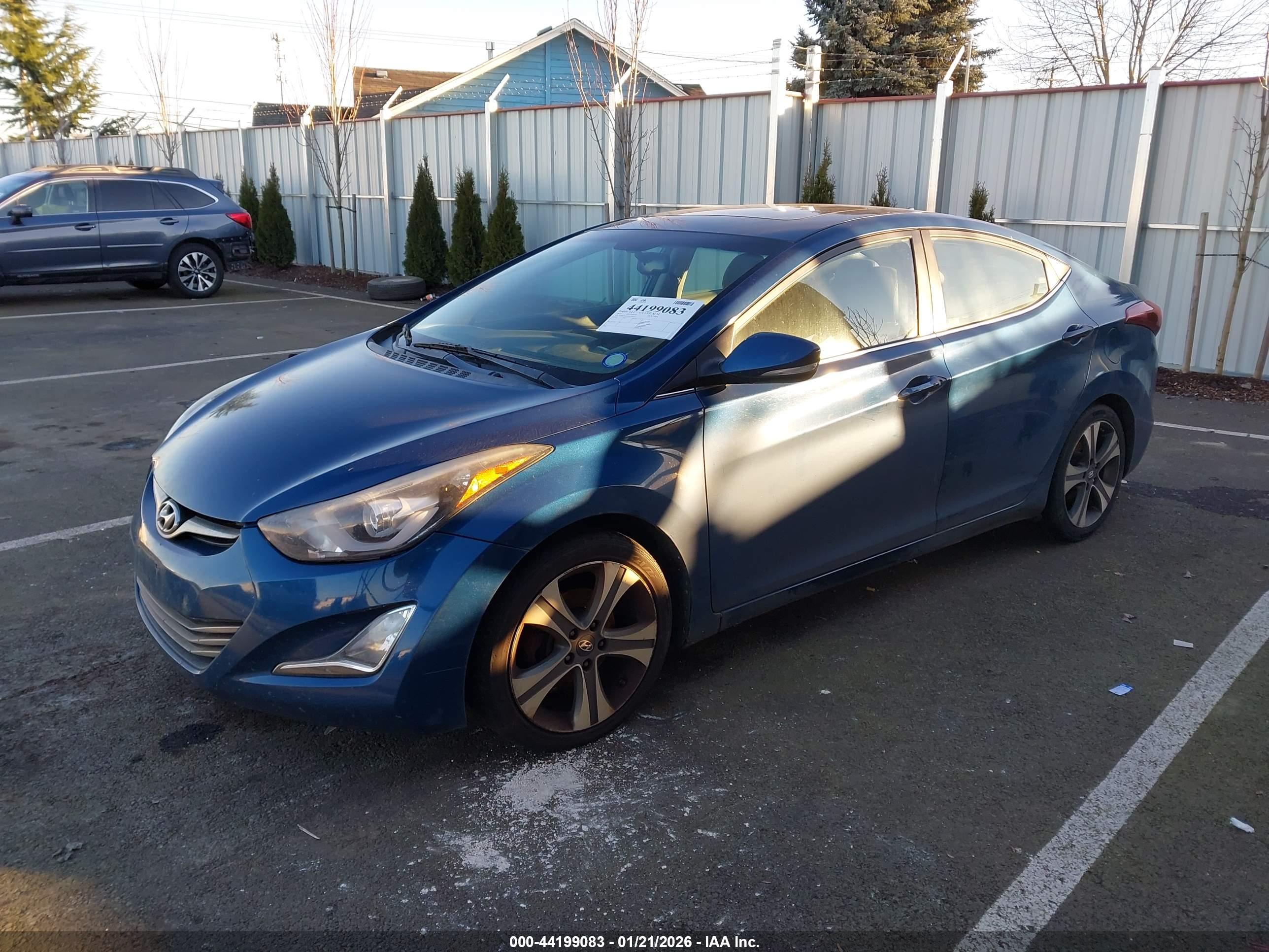 HYUNDAI ELANTRA image 2