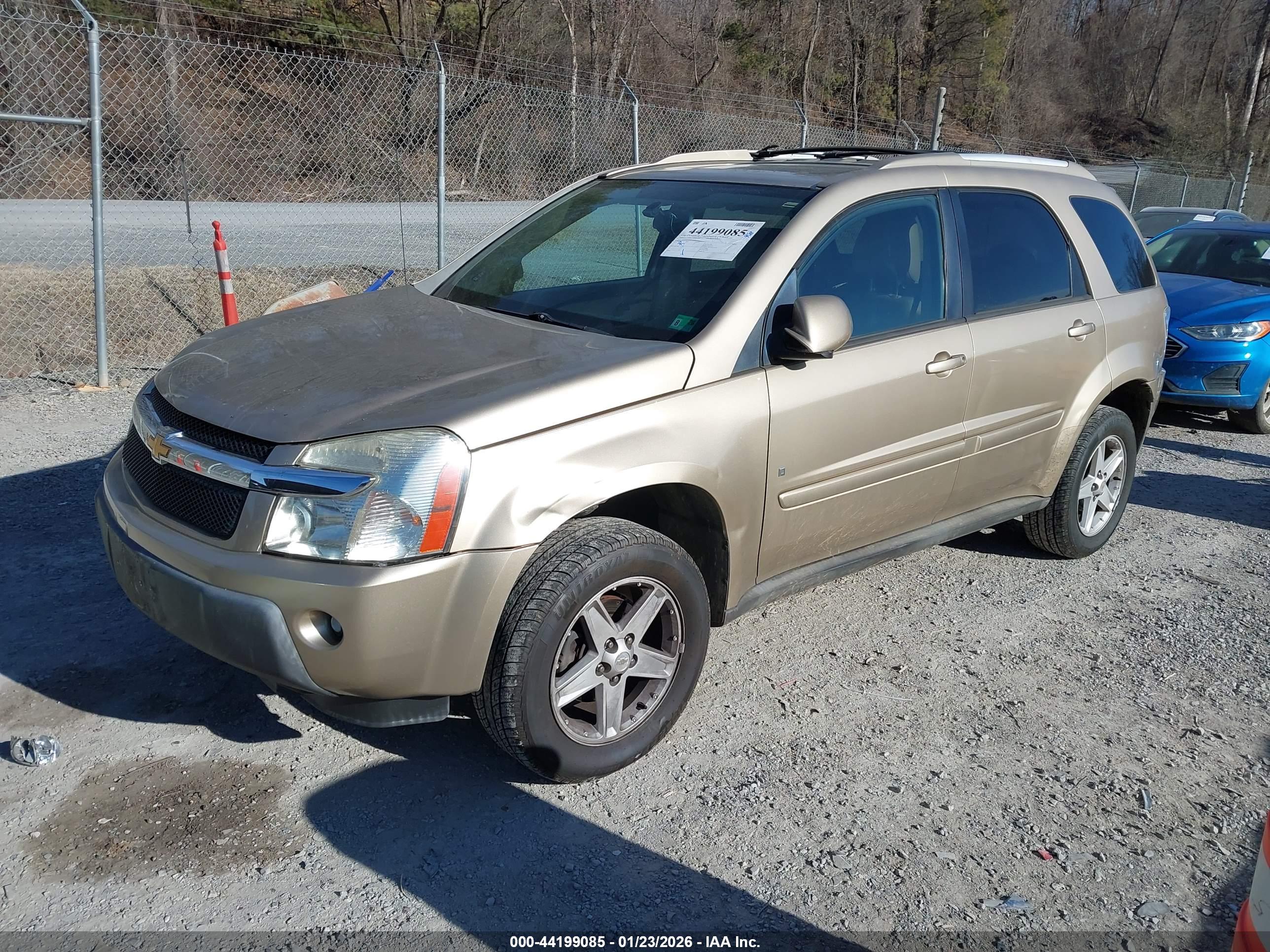 CHEVROLET EQUINOX image 2