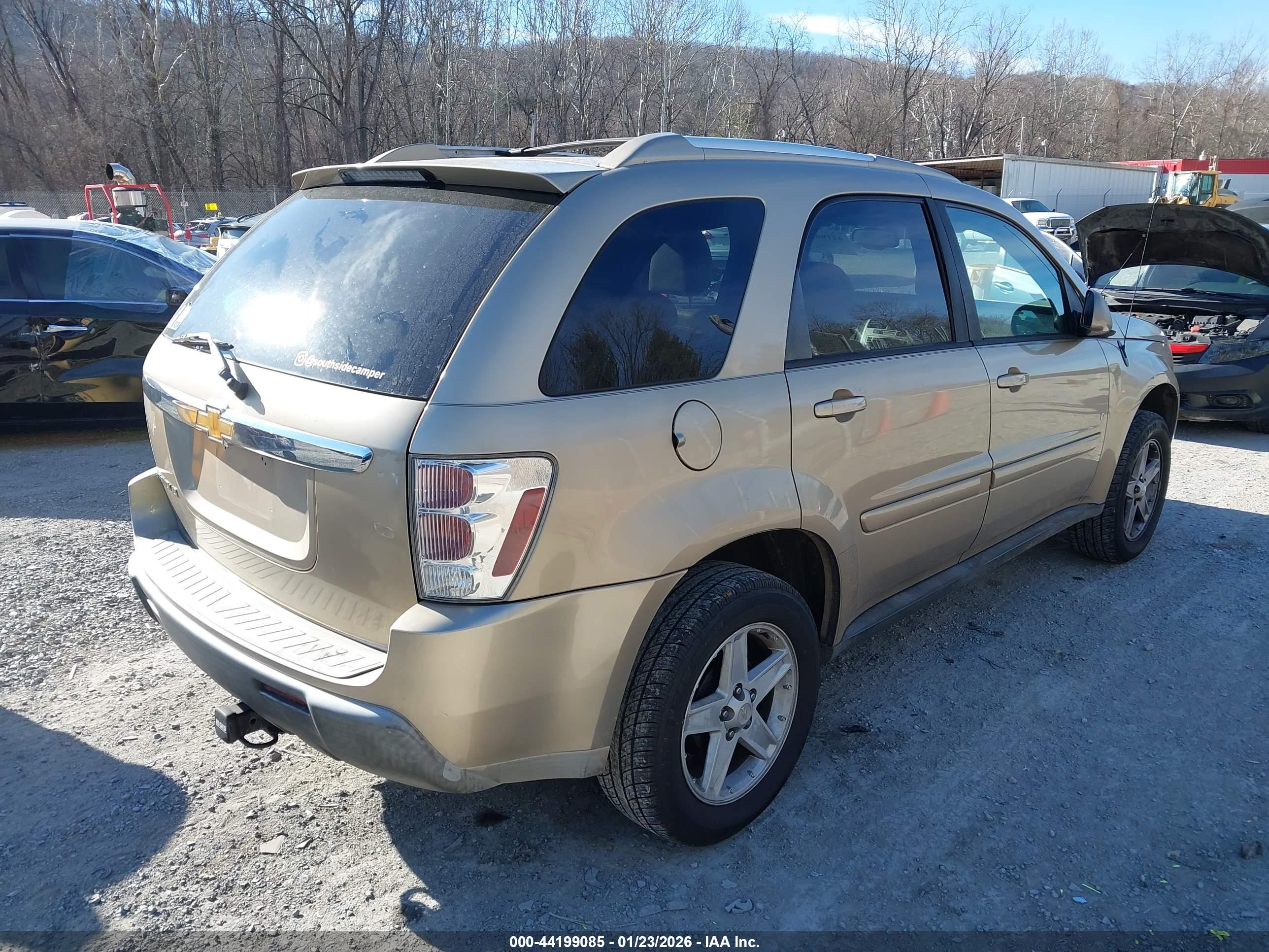 CHEVROLET EQUINOX image 4
