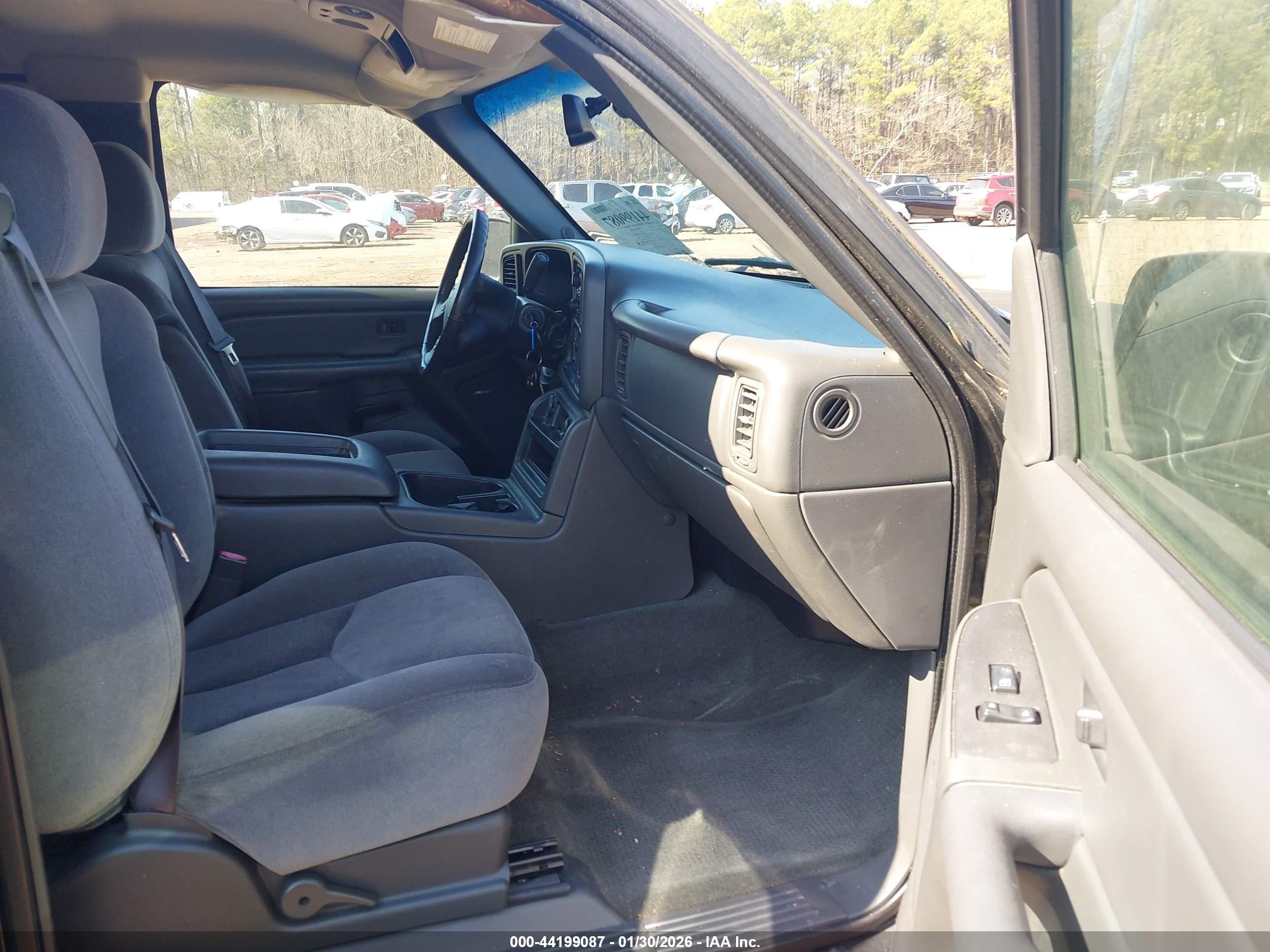 GMC SIERRA image 5