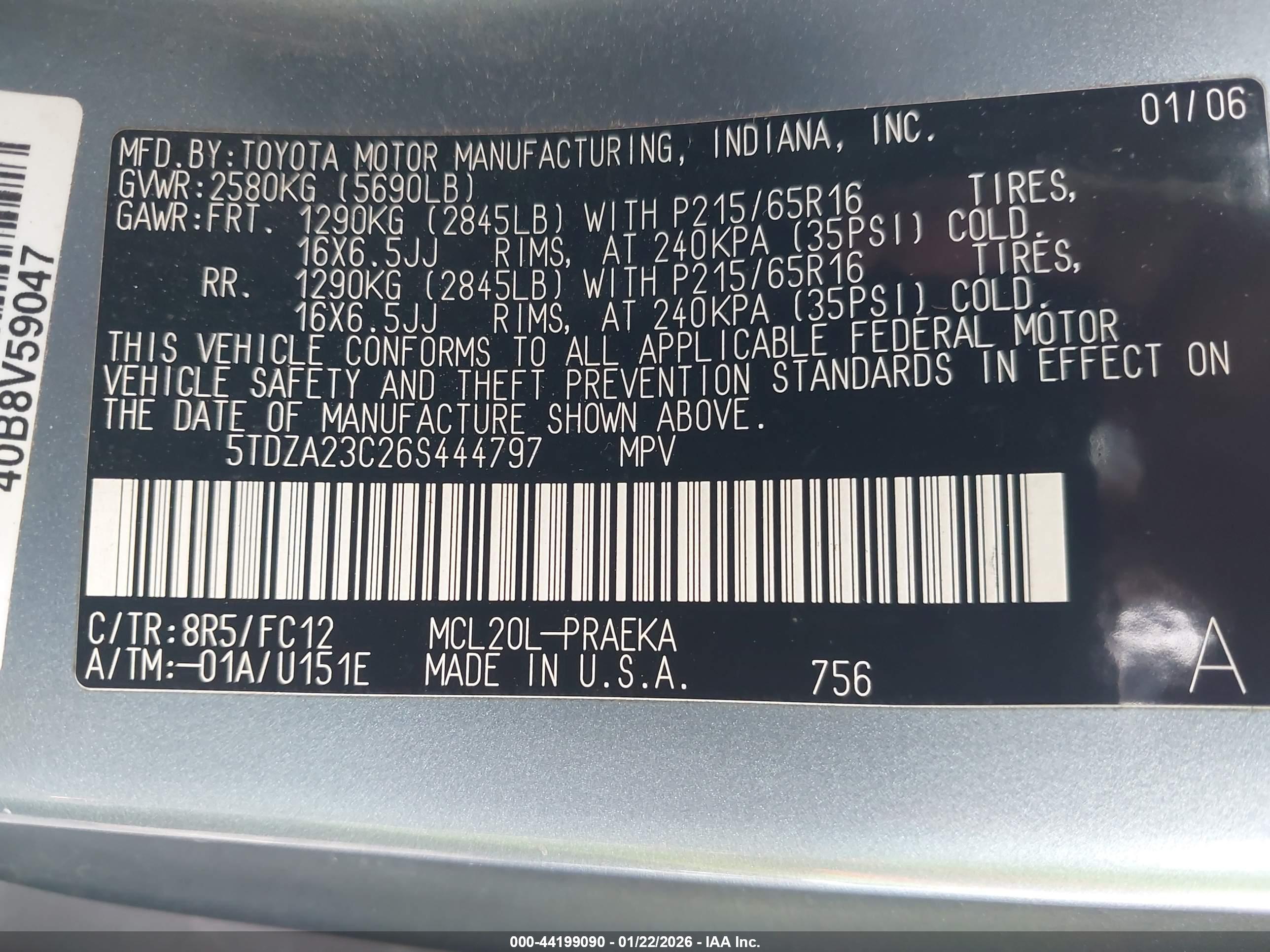 TOYOTA SIENNA image 9