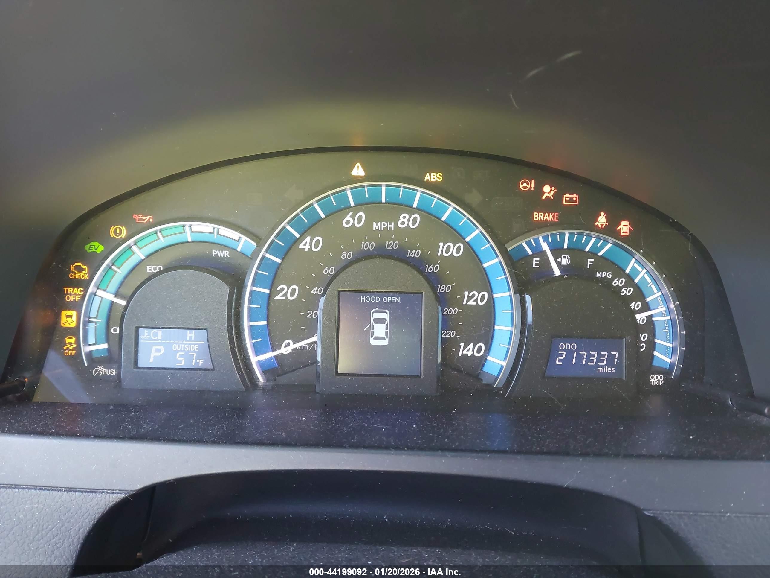TOYOTA CAMRY image 7