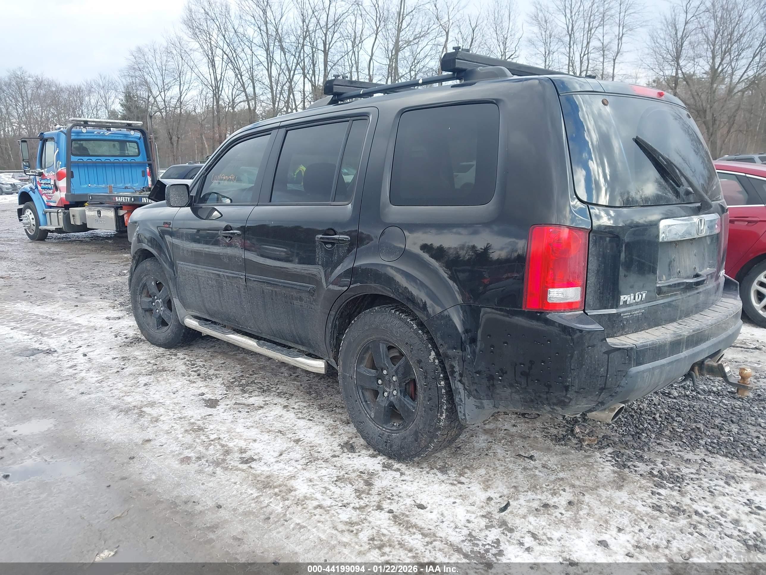 HONDA PILOT image 3