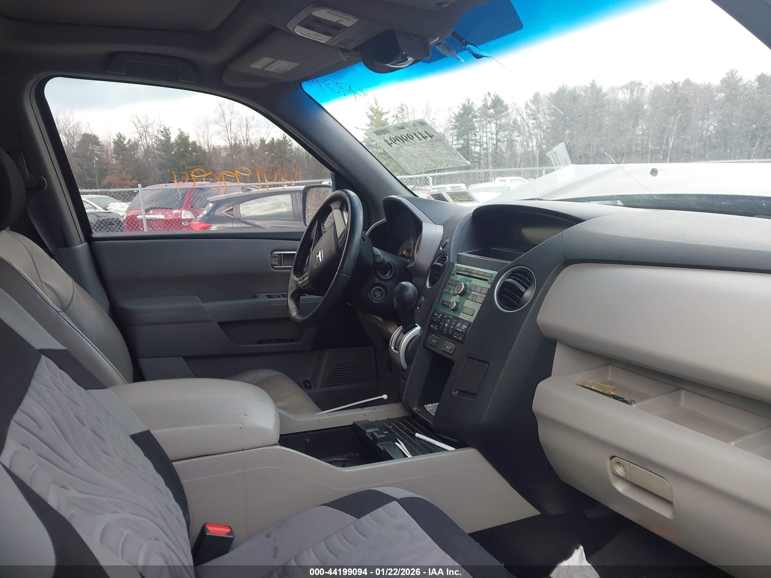 HONDA PILOT image 5