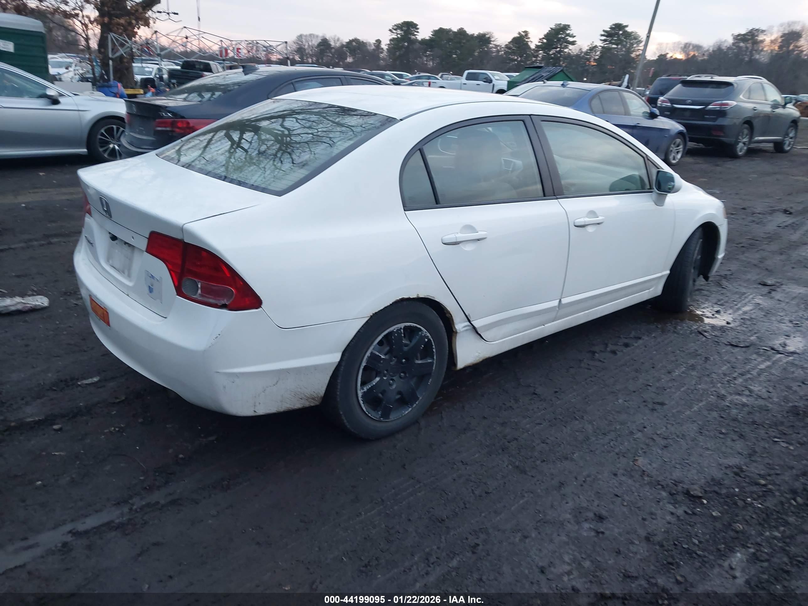 HONDA CIVIC image 4