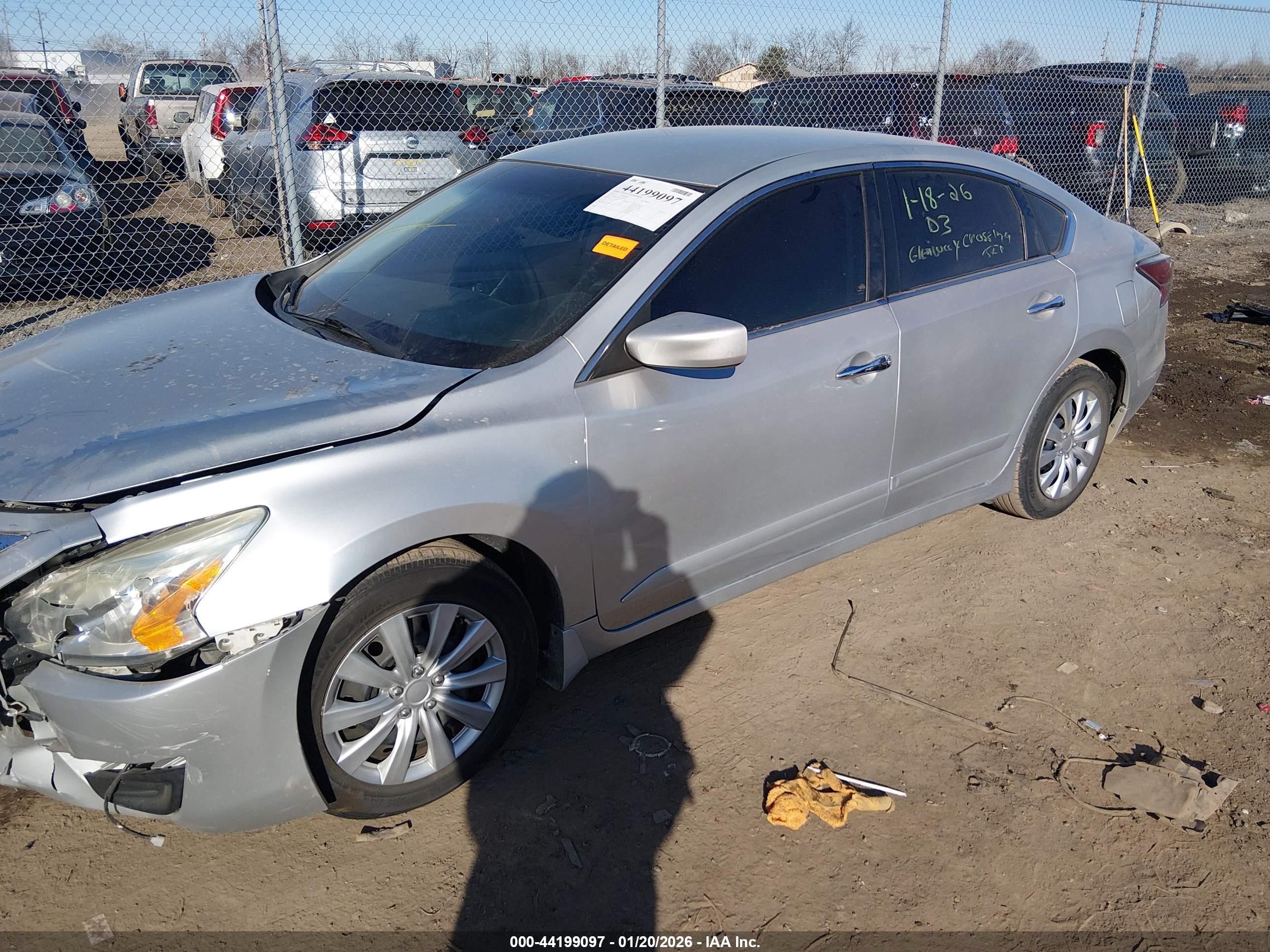 NISSAN ALTIMA image 2