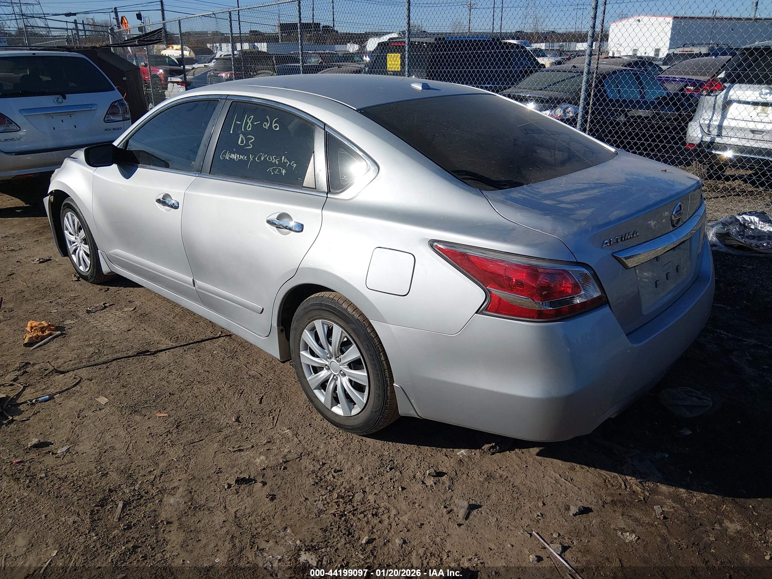 NISSAN ALTIMA image 3