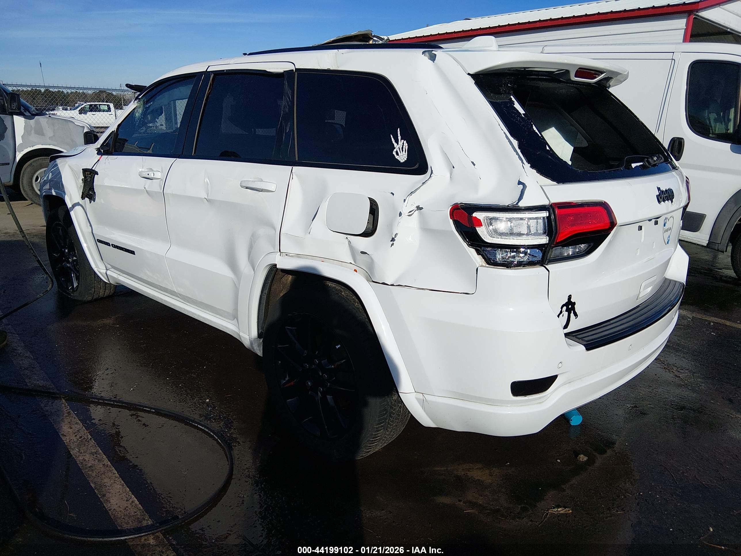 JEEP GRAND image 3