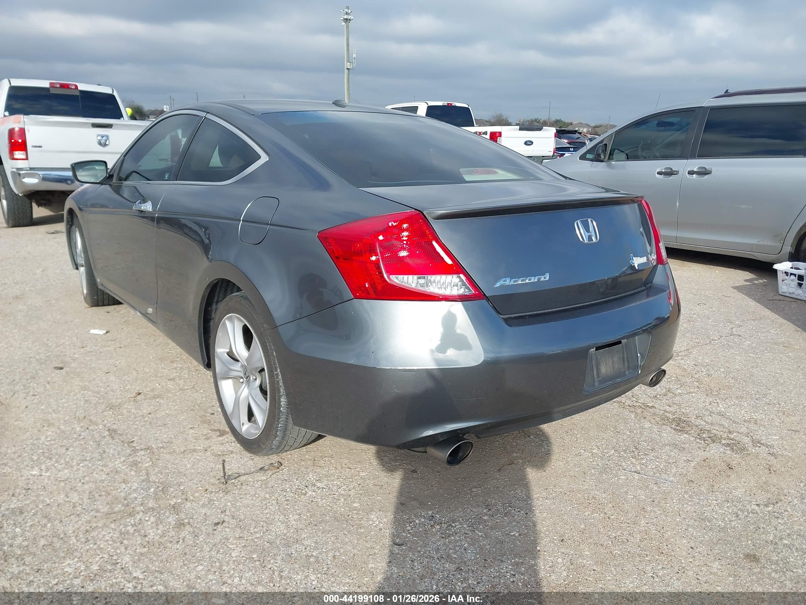 HONDA ACCORD image 3