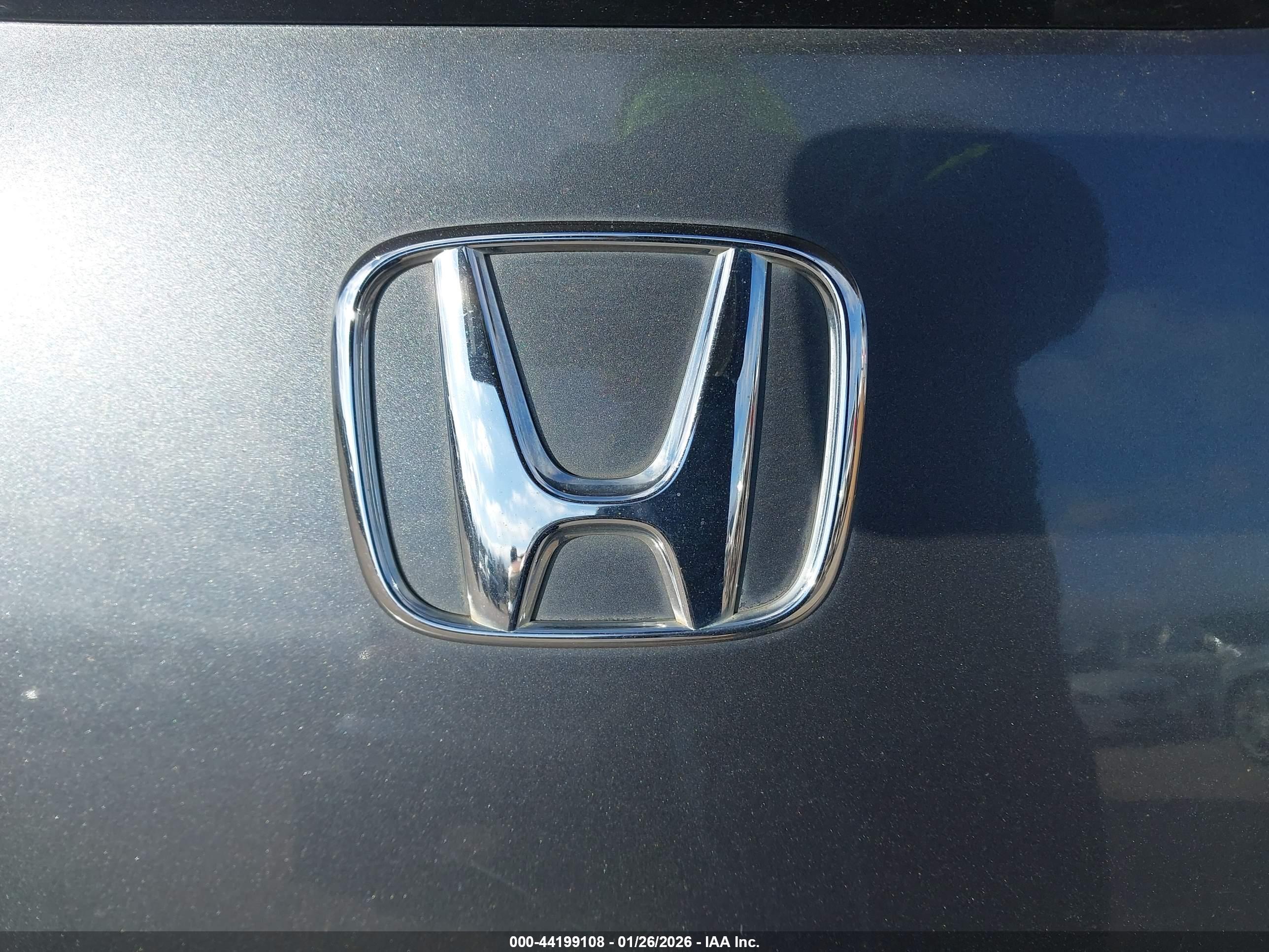 HONDA ACCORD image 6