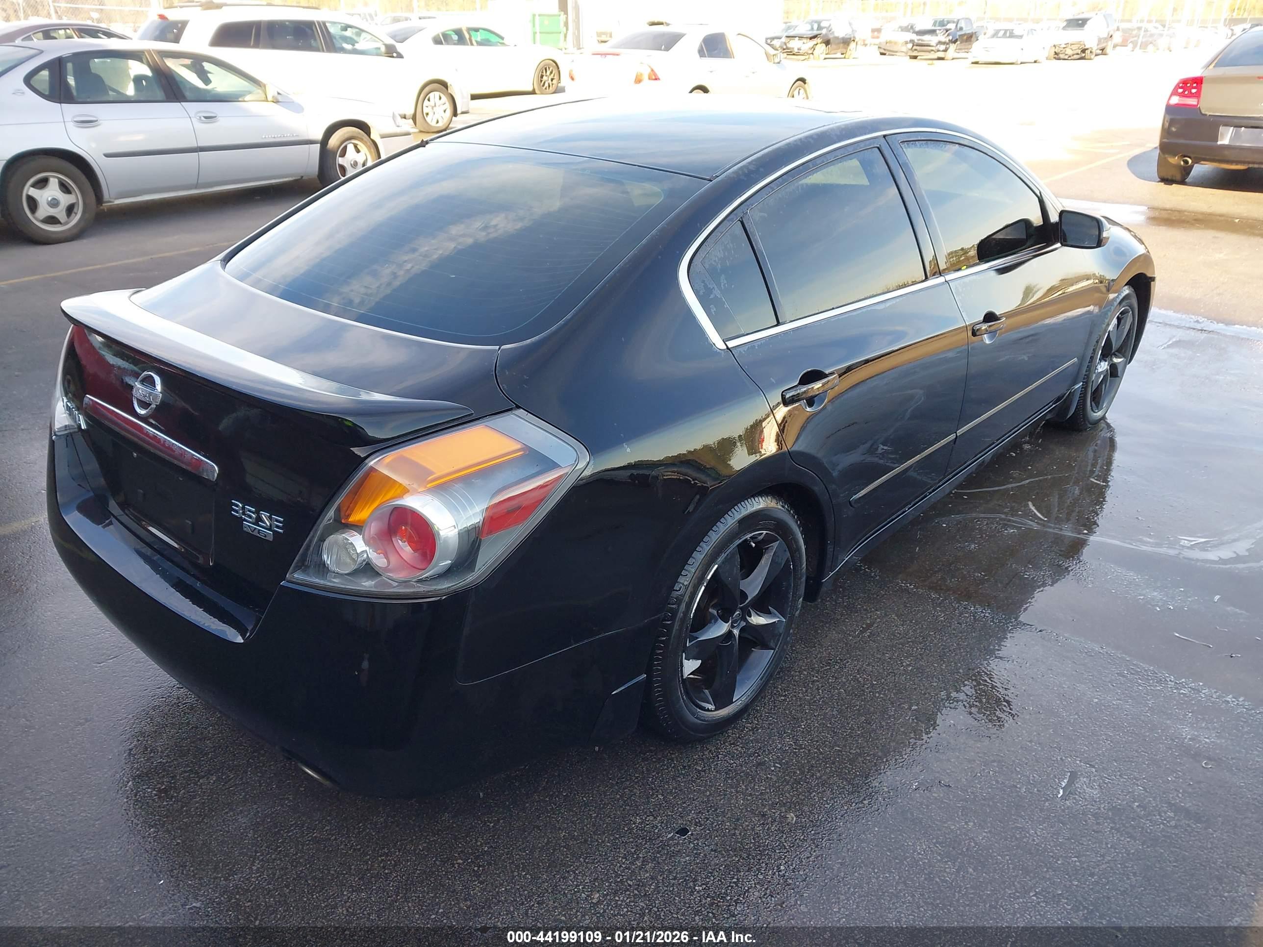 NISSAN ALTIMA image 4