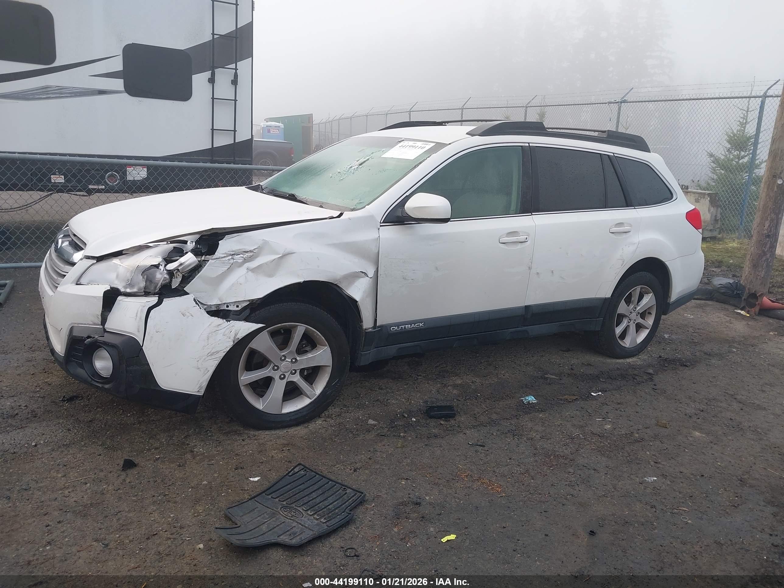 SUBARU OUTBACK image 2