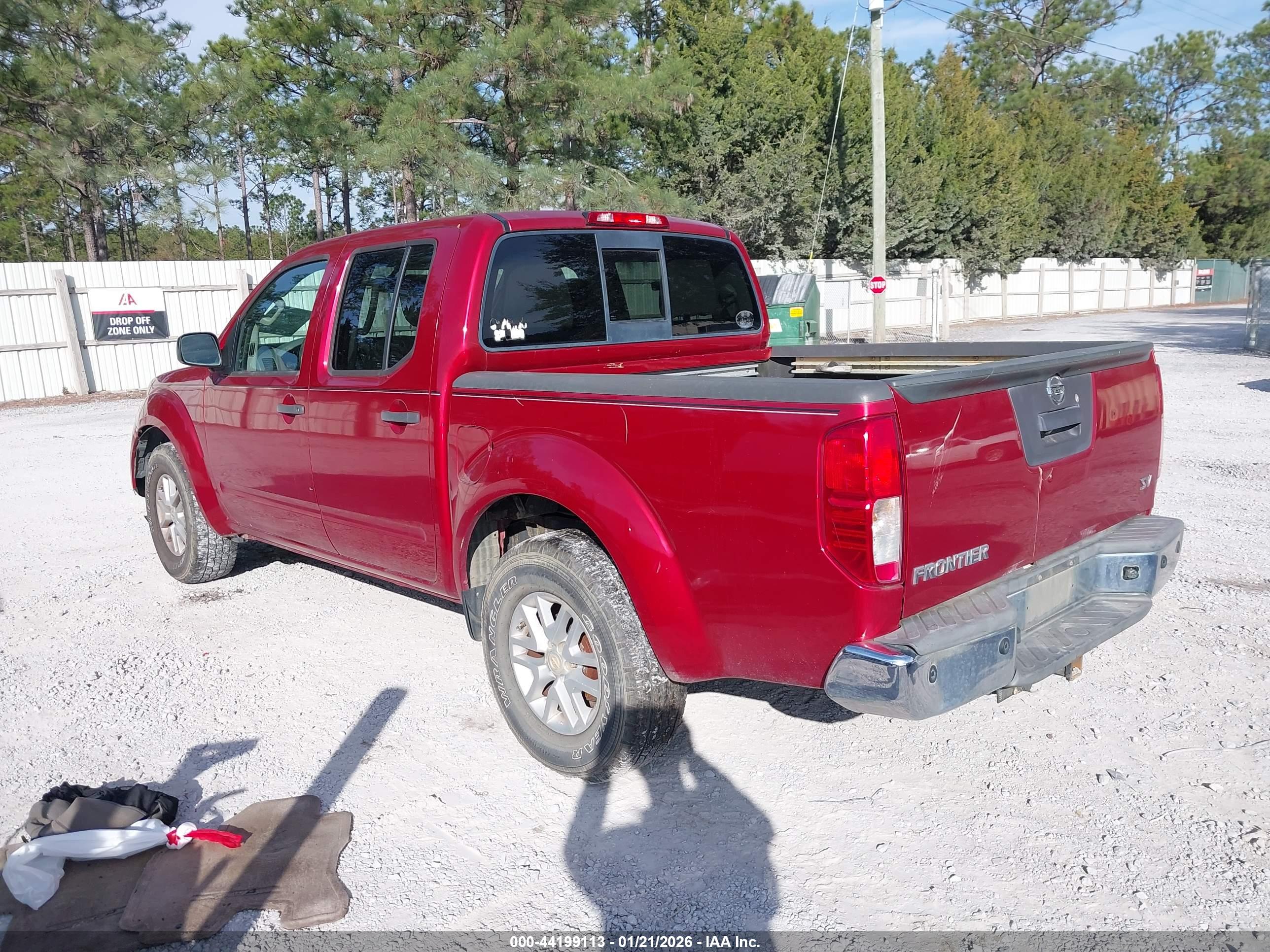 NISSAN FRONTIER image 3