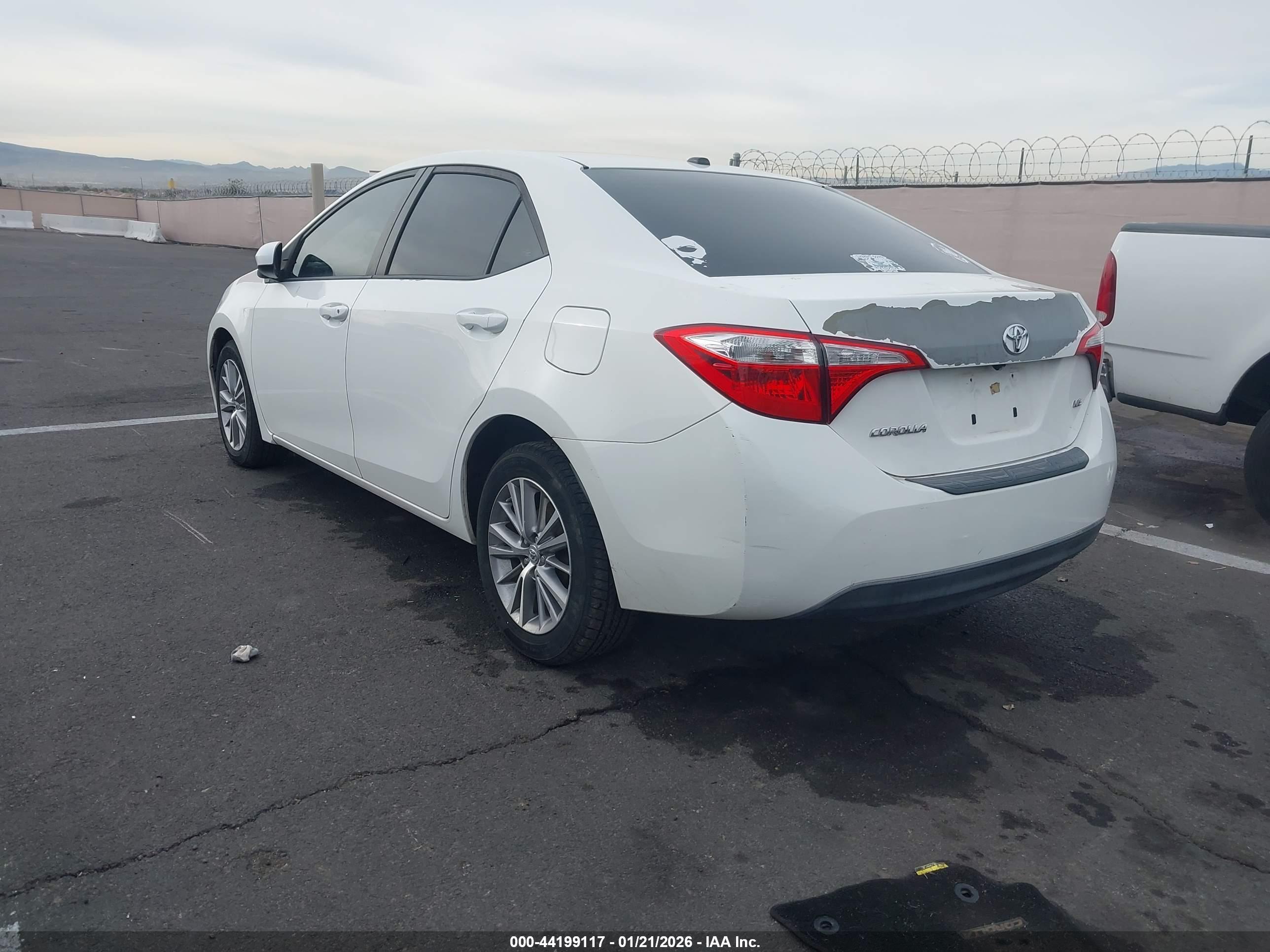 TOYOTA COROLLA image 3