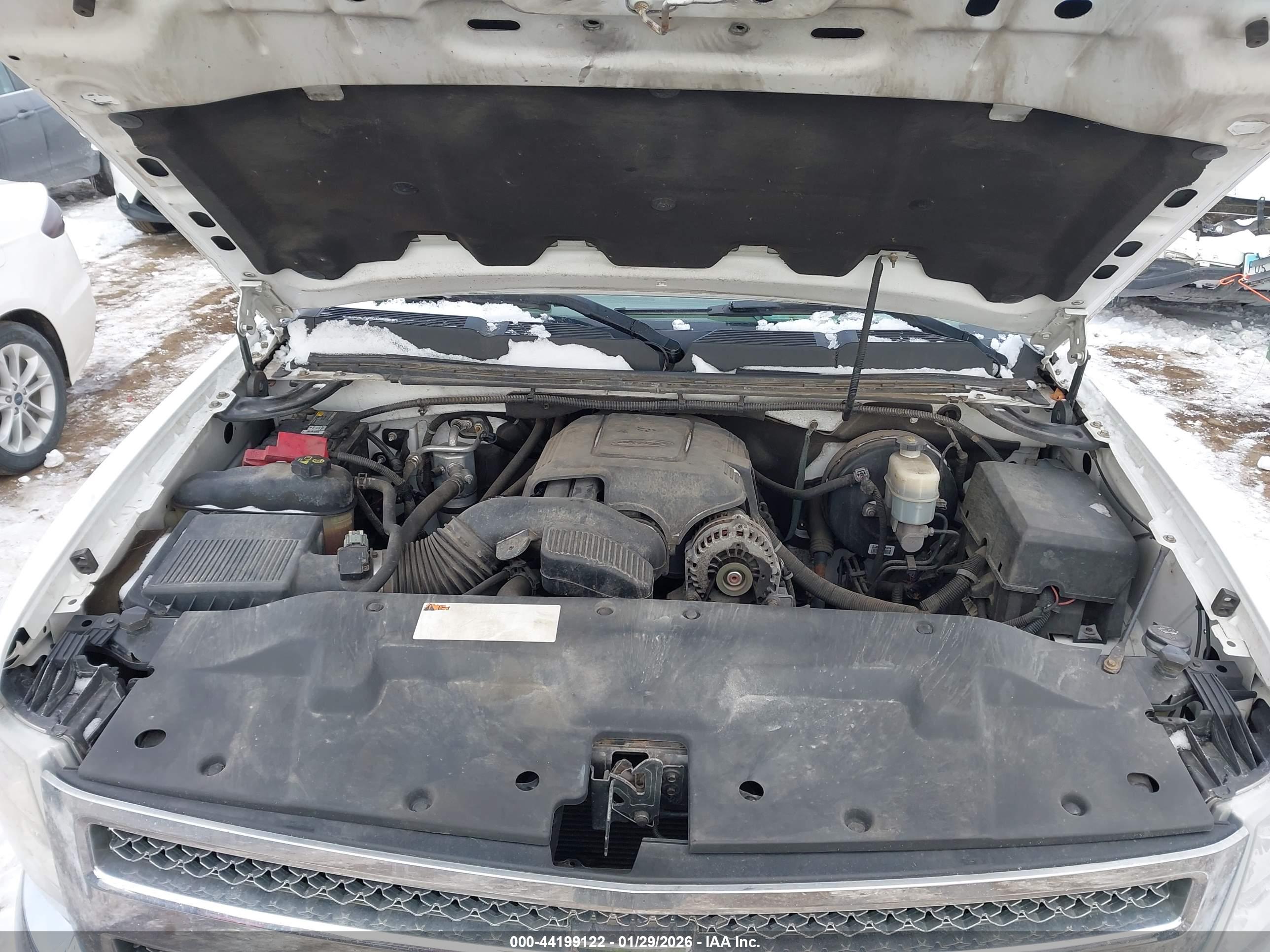 CHEVROLET SILVERADO image 10