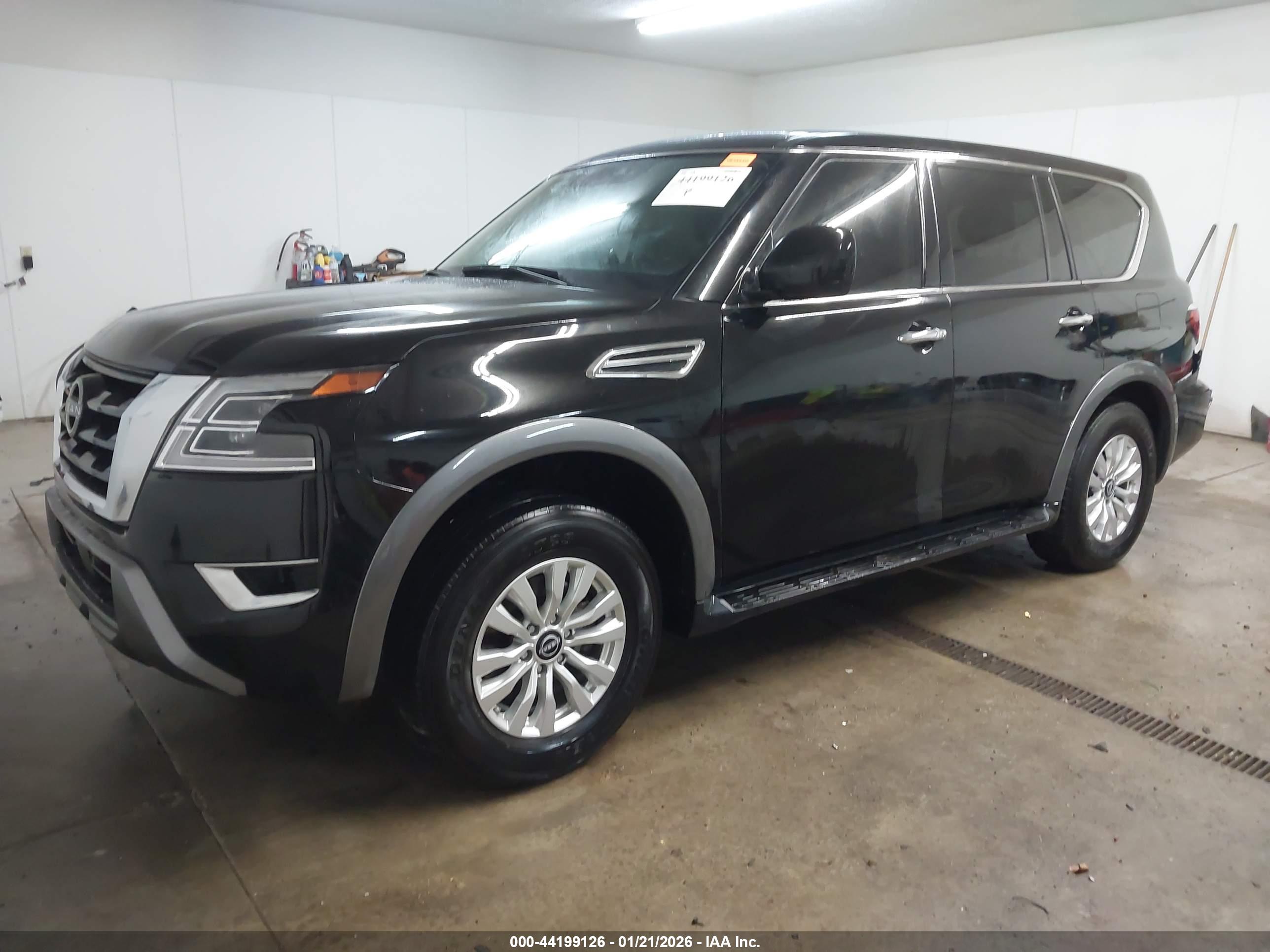 NISSAN ARMADA image 2