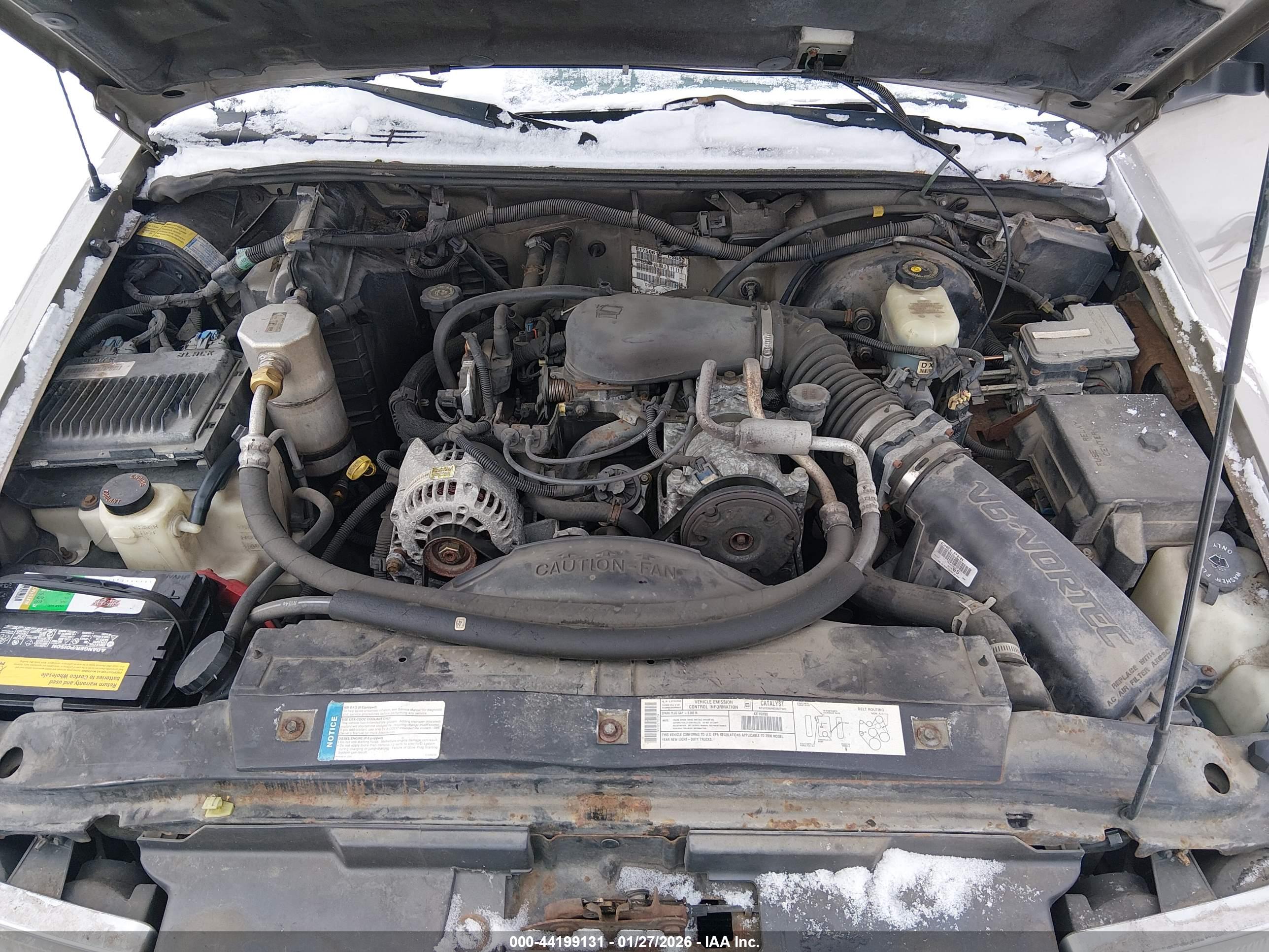 CHEVROLET S-10 image 10