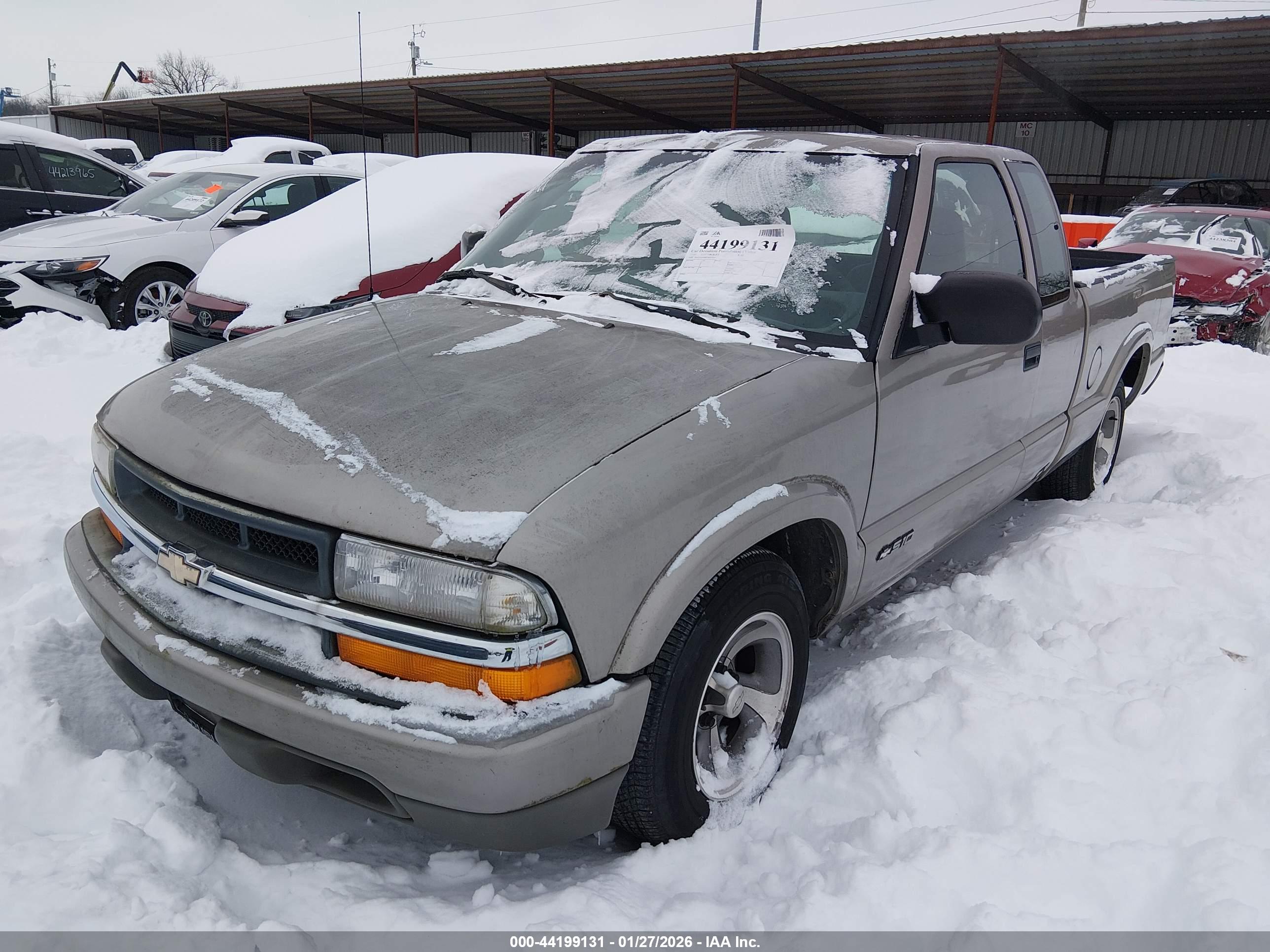 CHEVROLET S-10 image 2