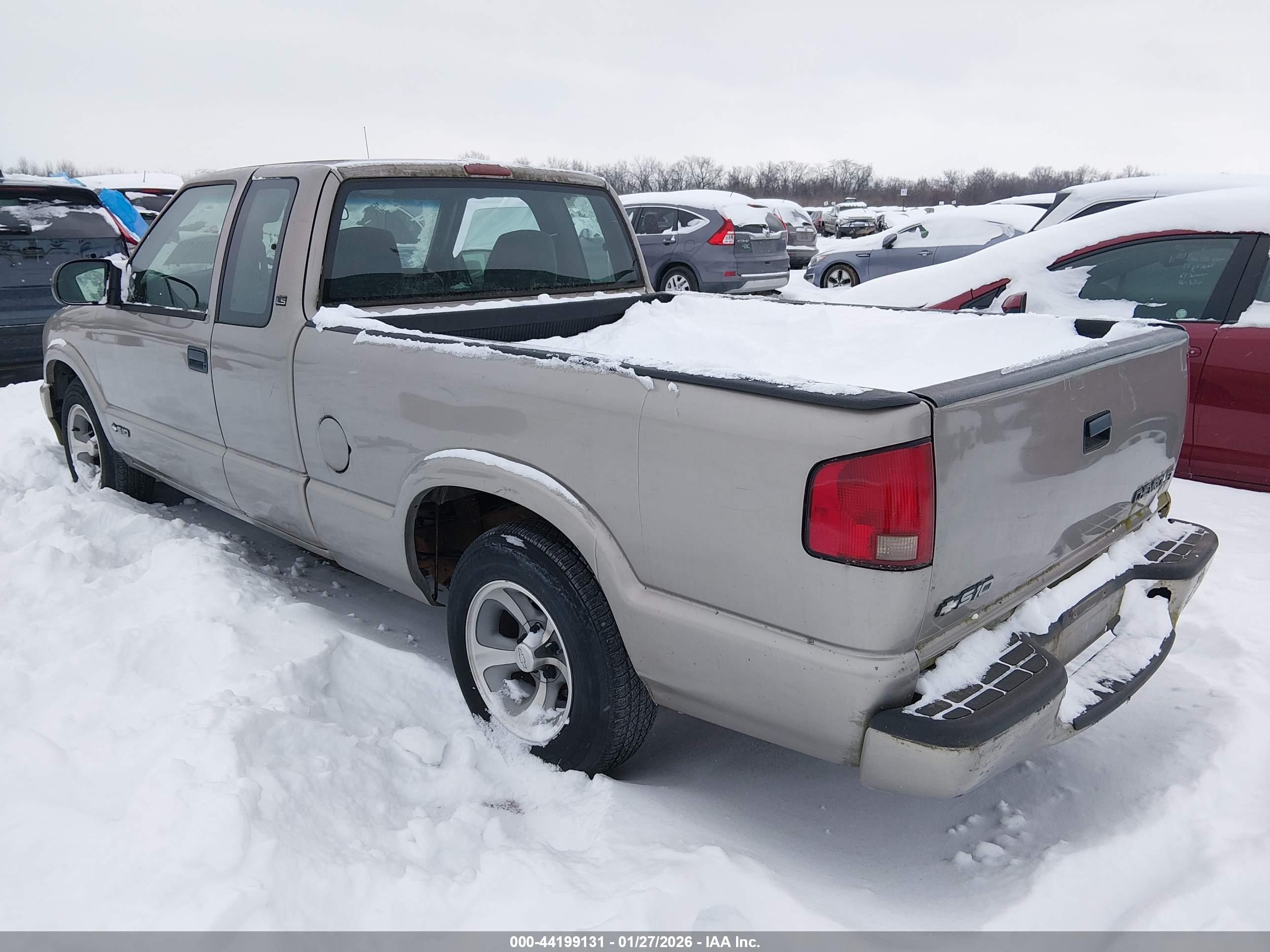CHEVROLET S-10 image 3