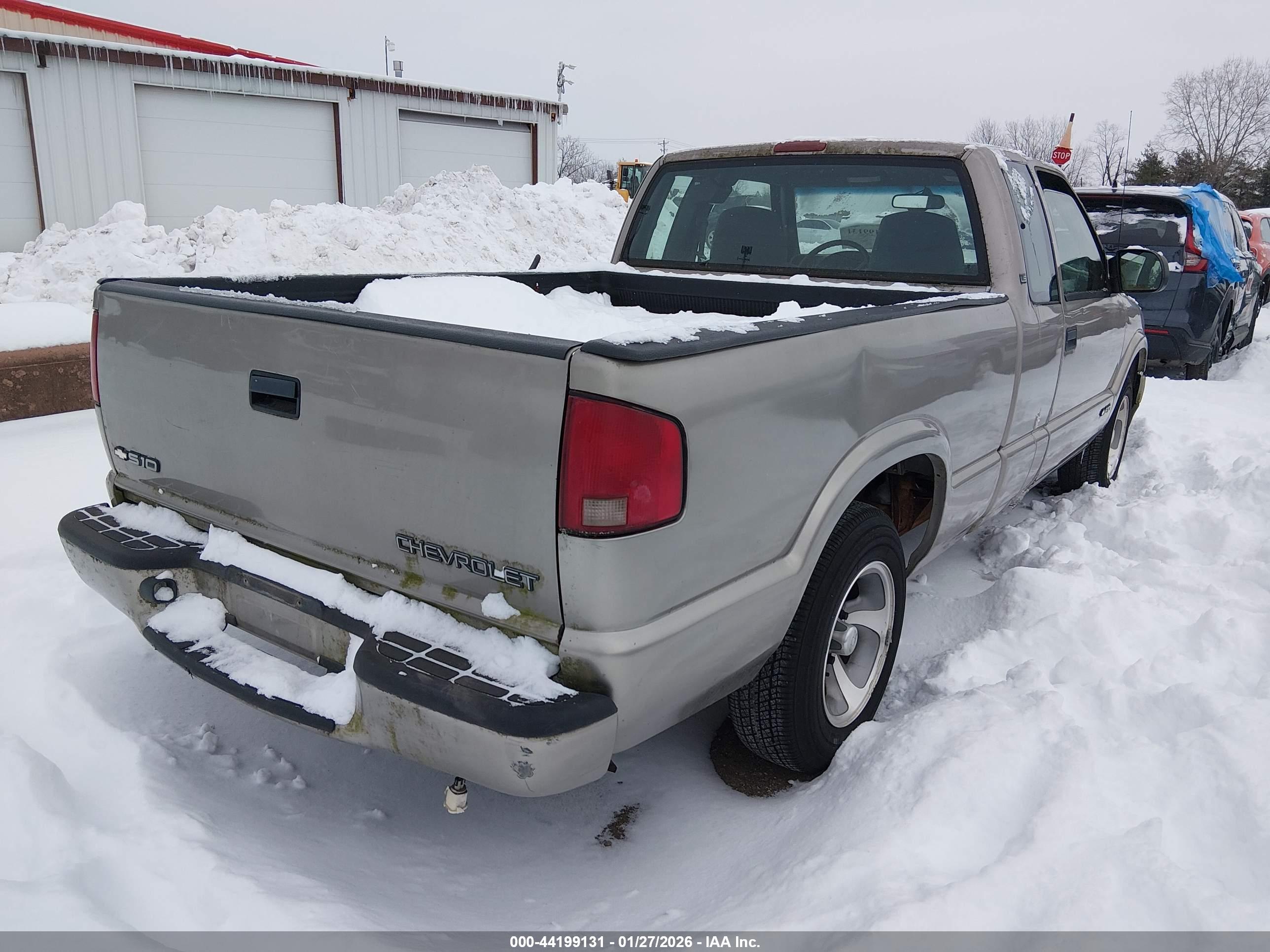 CHEVROLET S-10 image 4