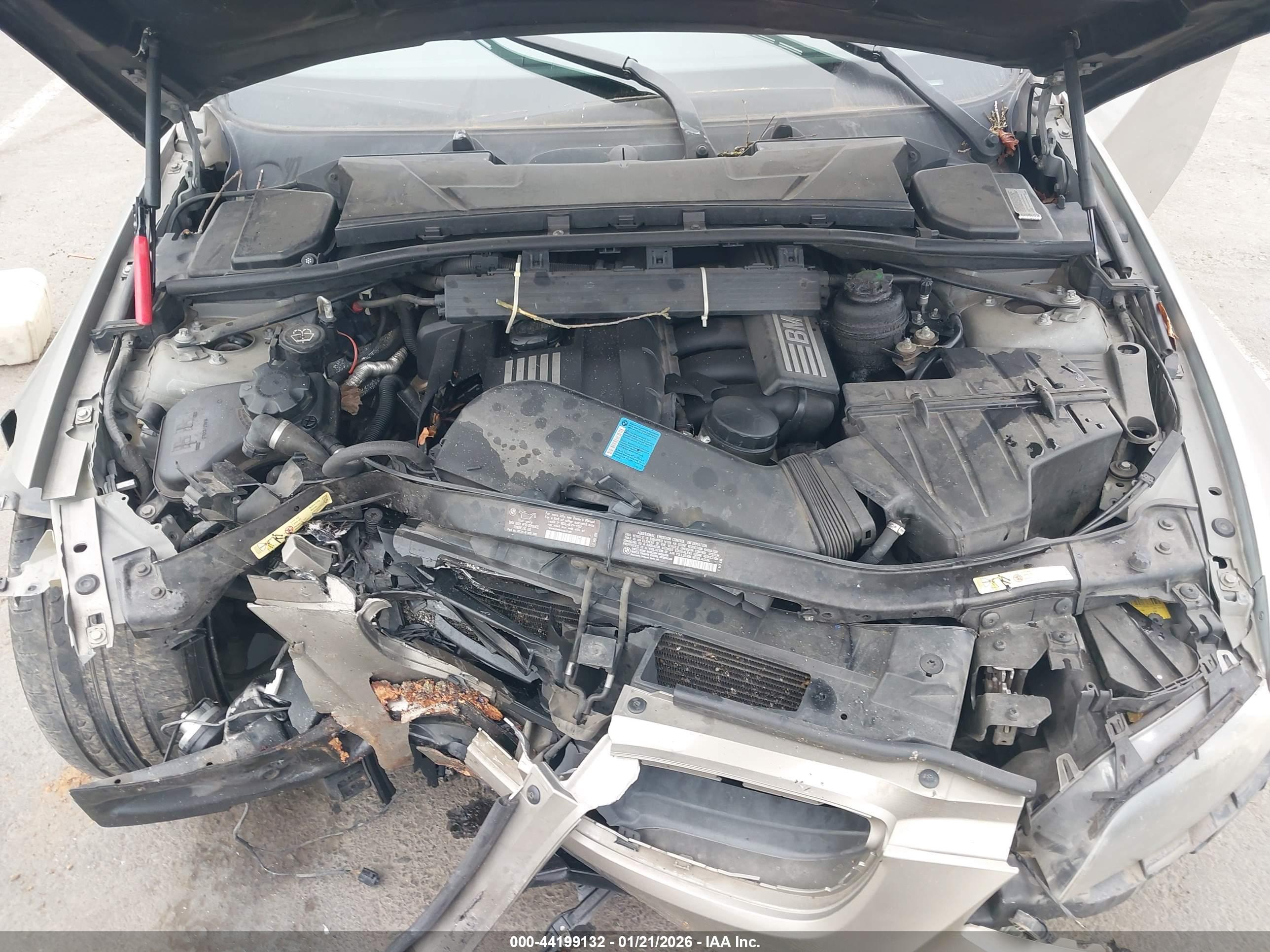 BMW 328I image 10