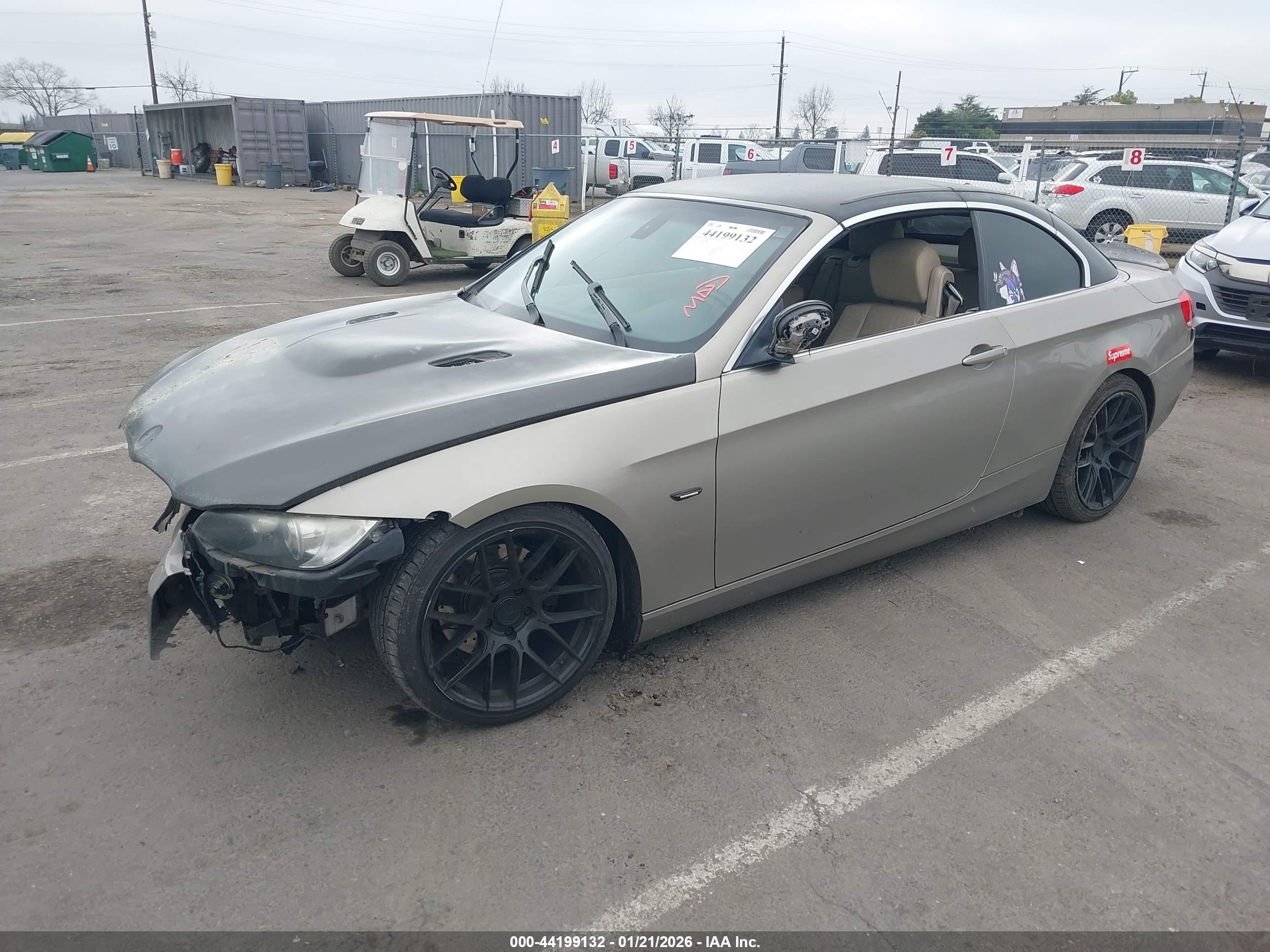 BMW 328I image 2