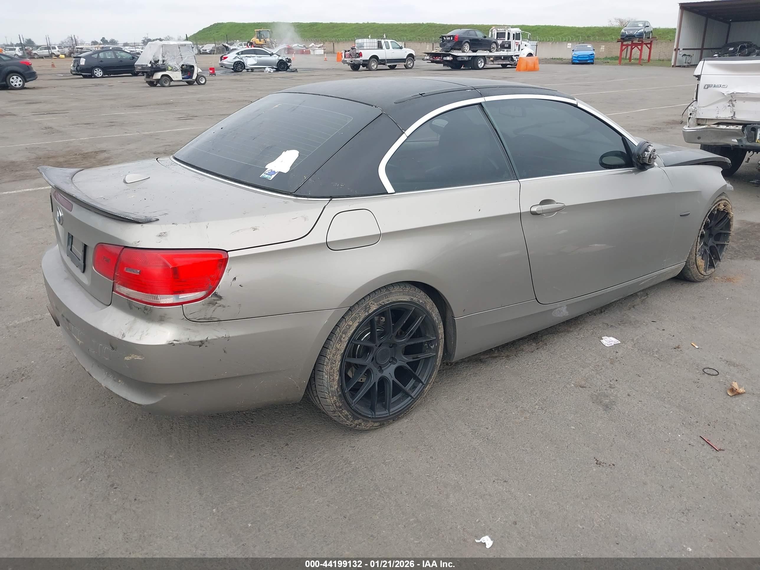 BMW 328I image 4