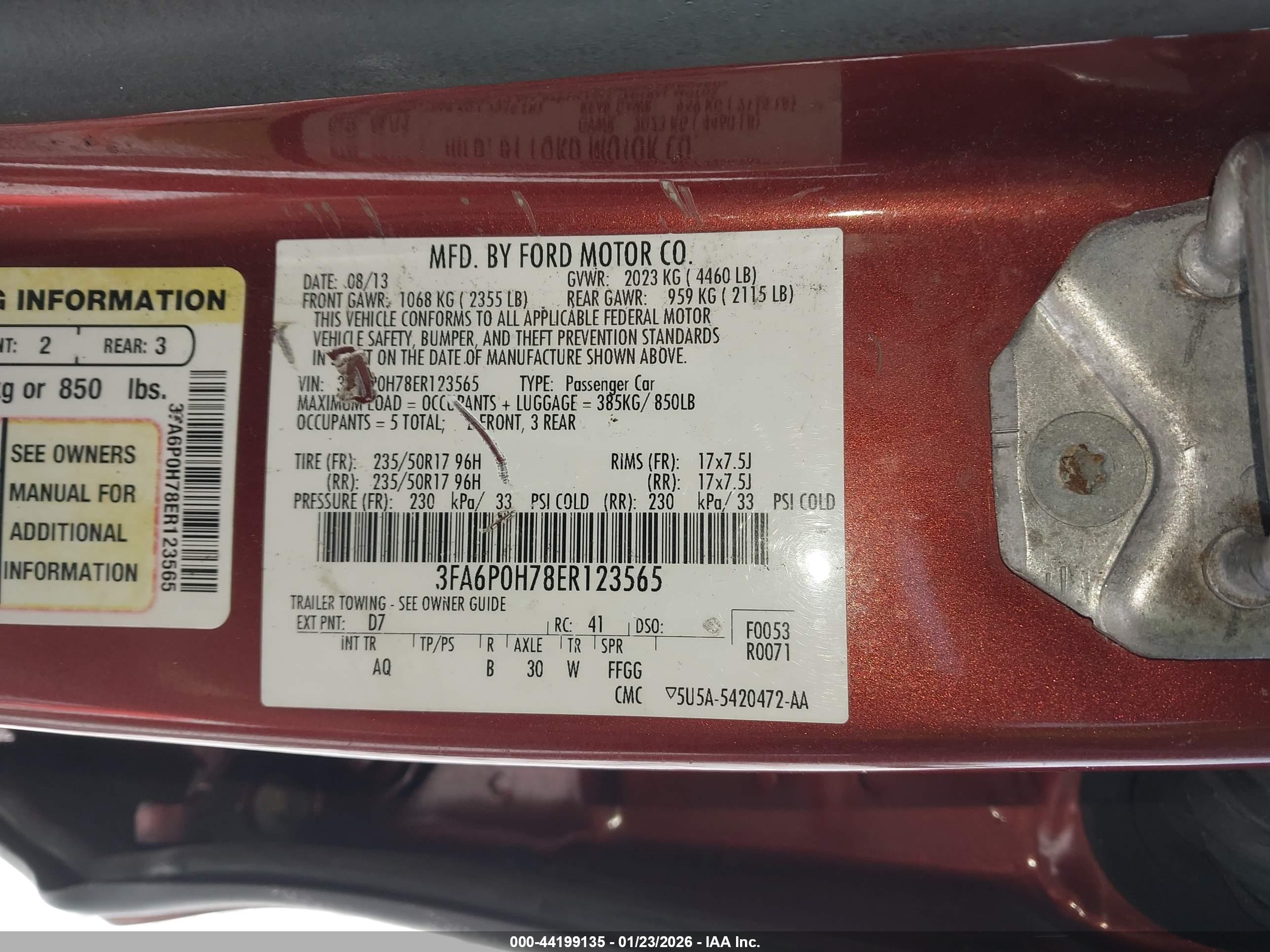 FORD FUSION image 9