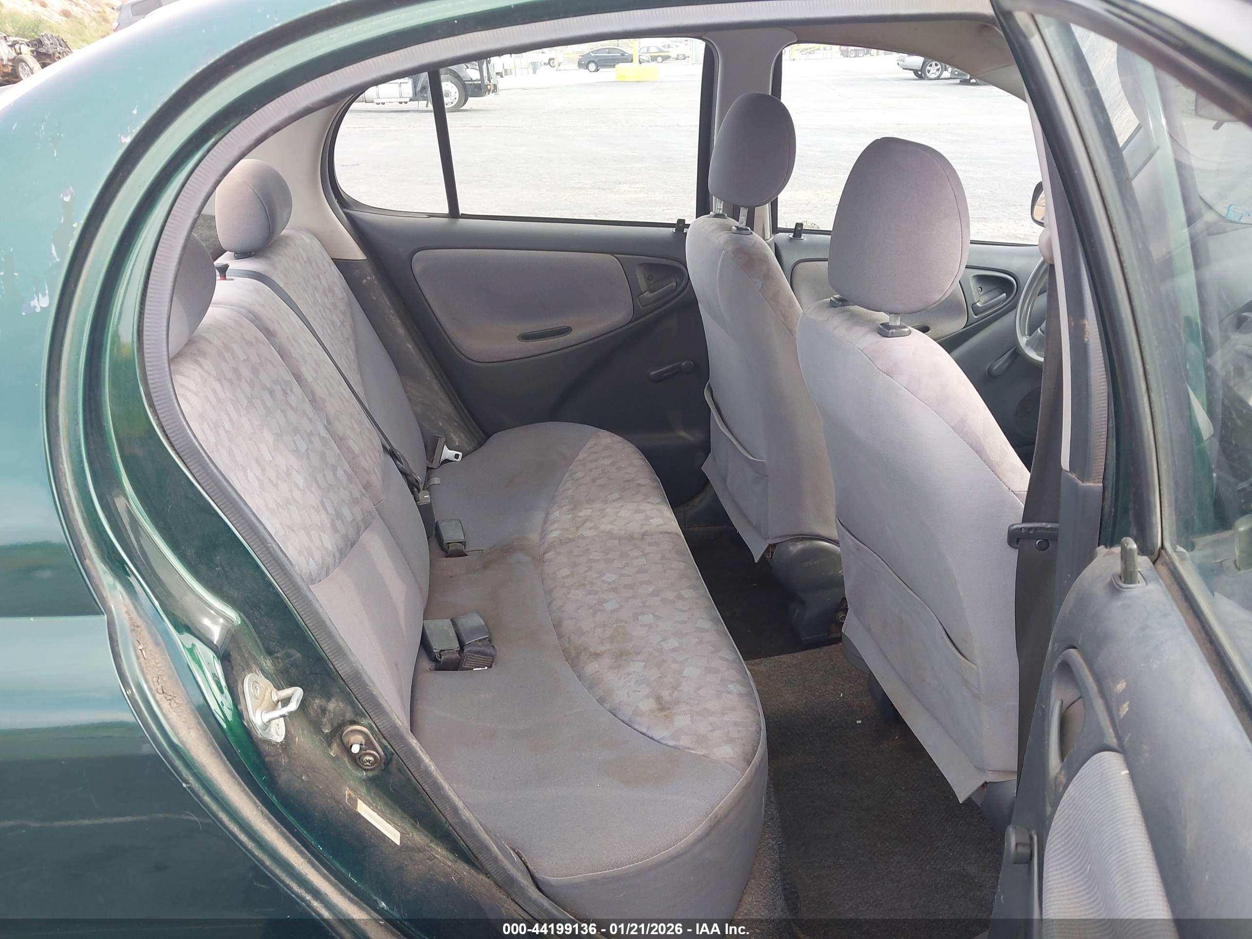 TOYOTA ECHO image 8