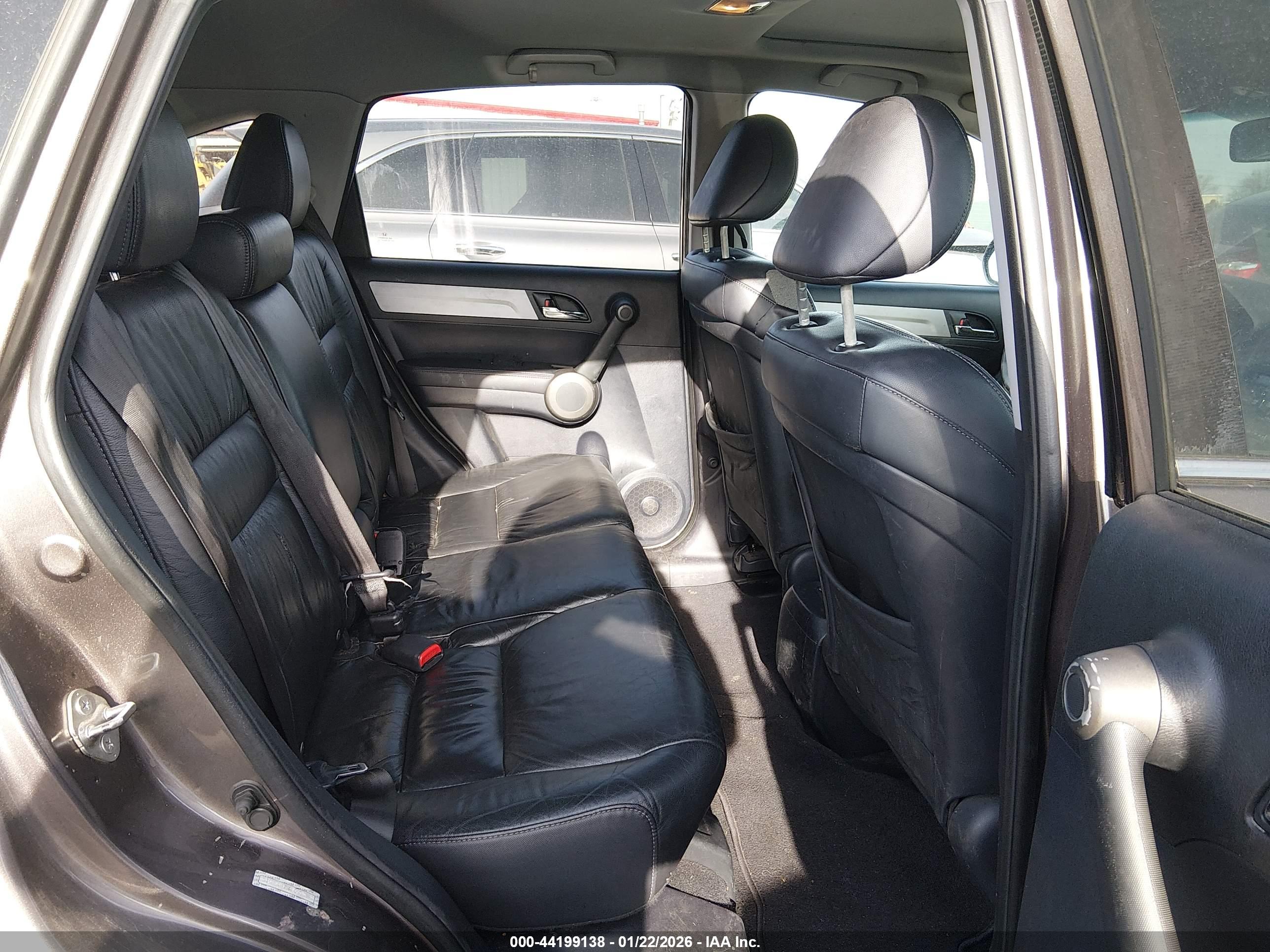 HONDA CR-V image 8