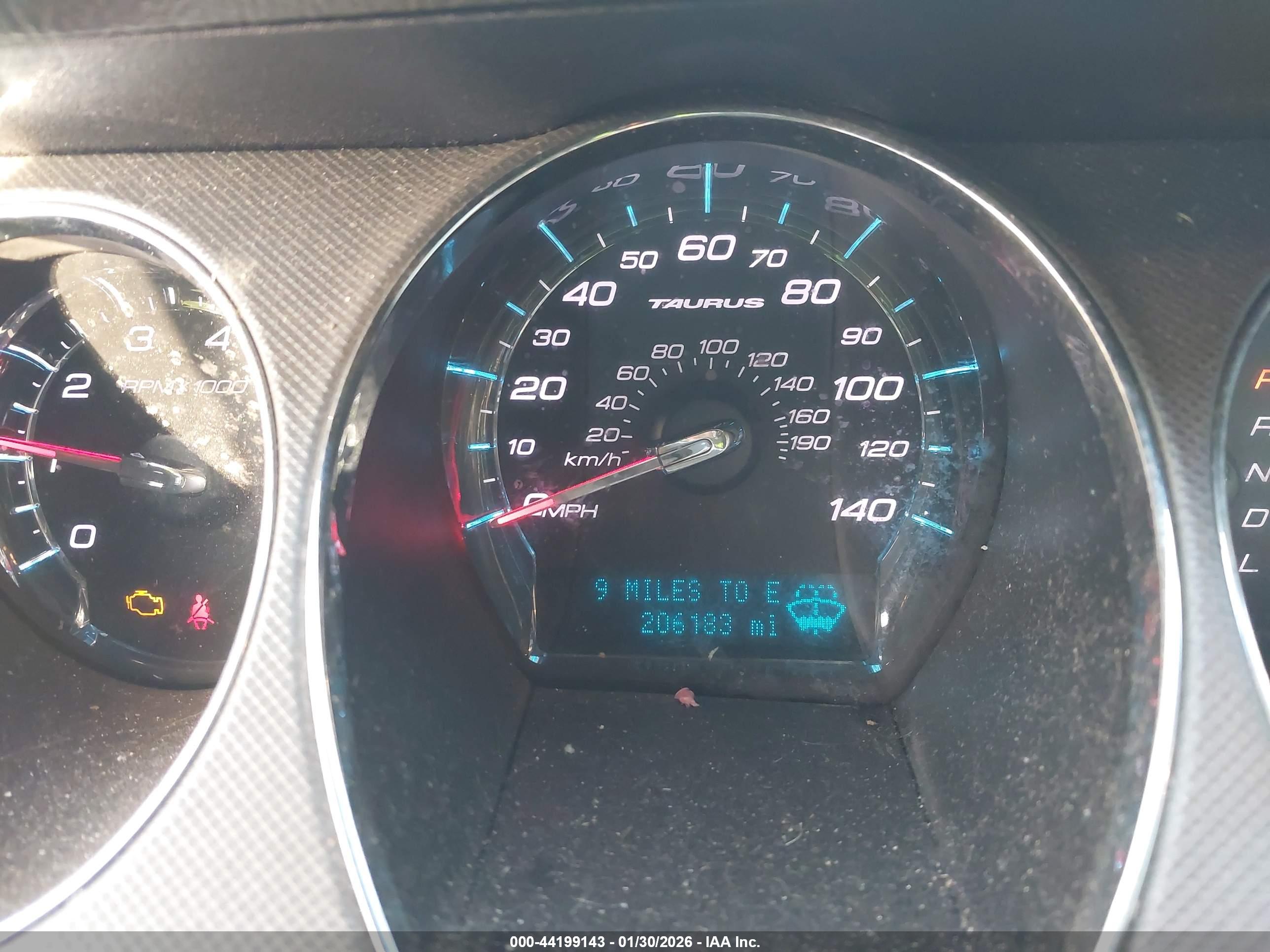 FORD TAURUS image 7
