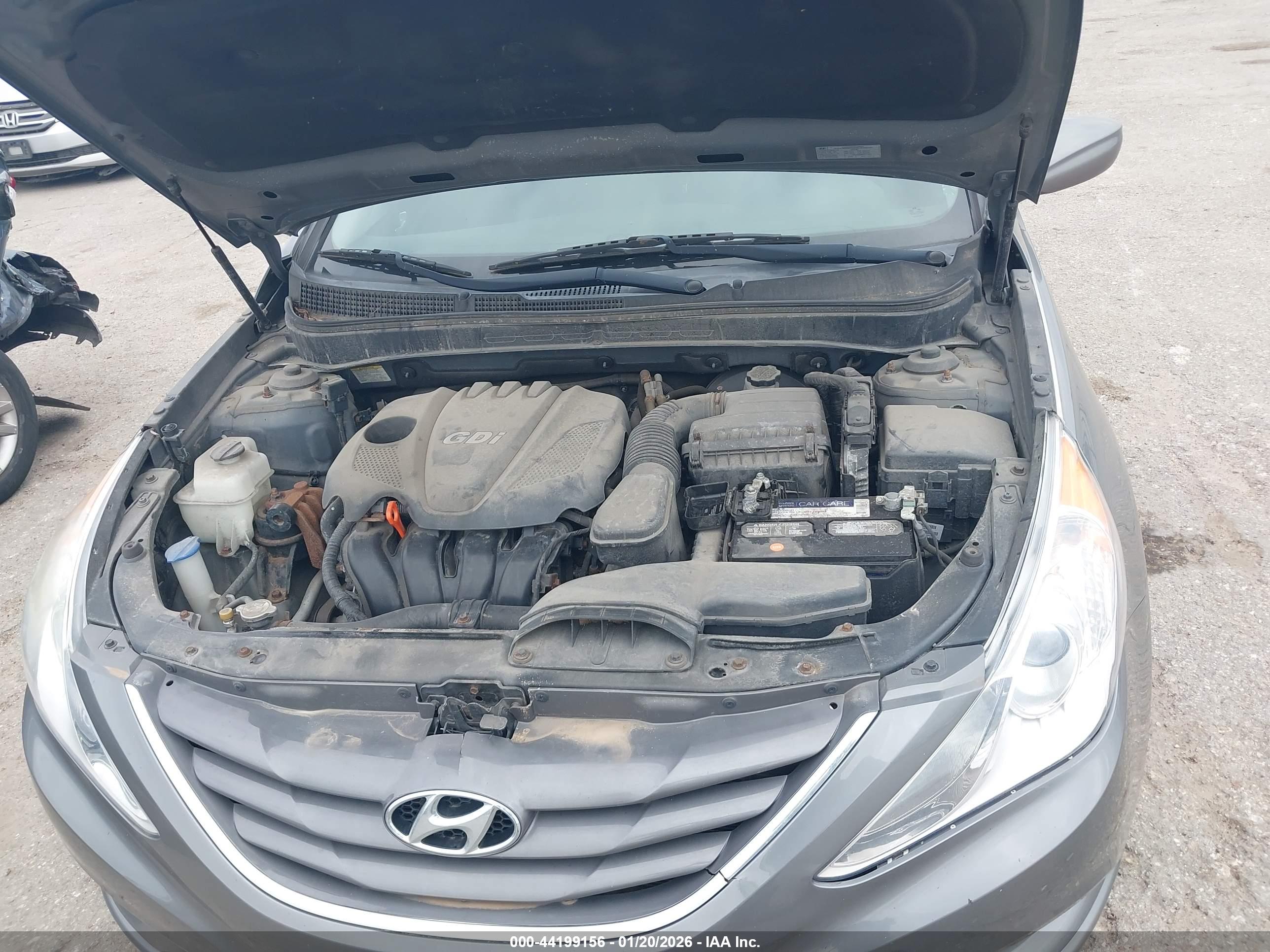 HYUNDAI SONATA image 10
