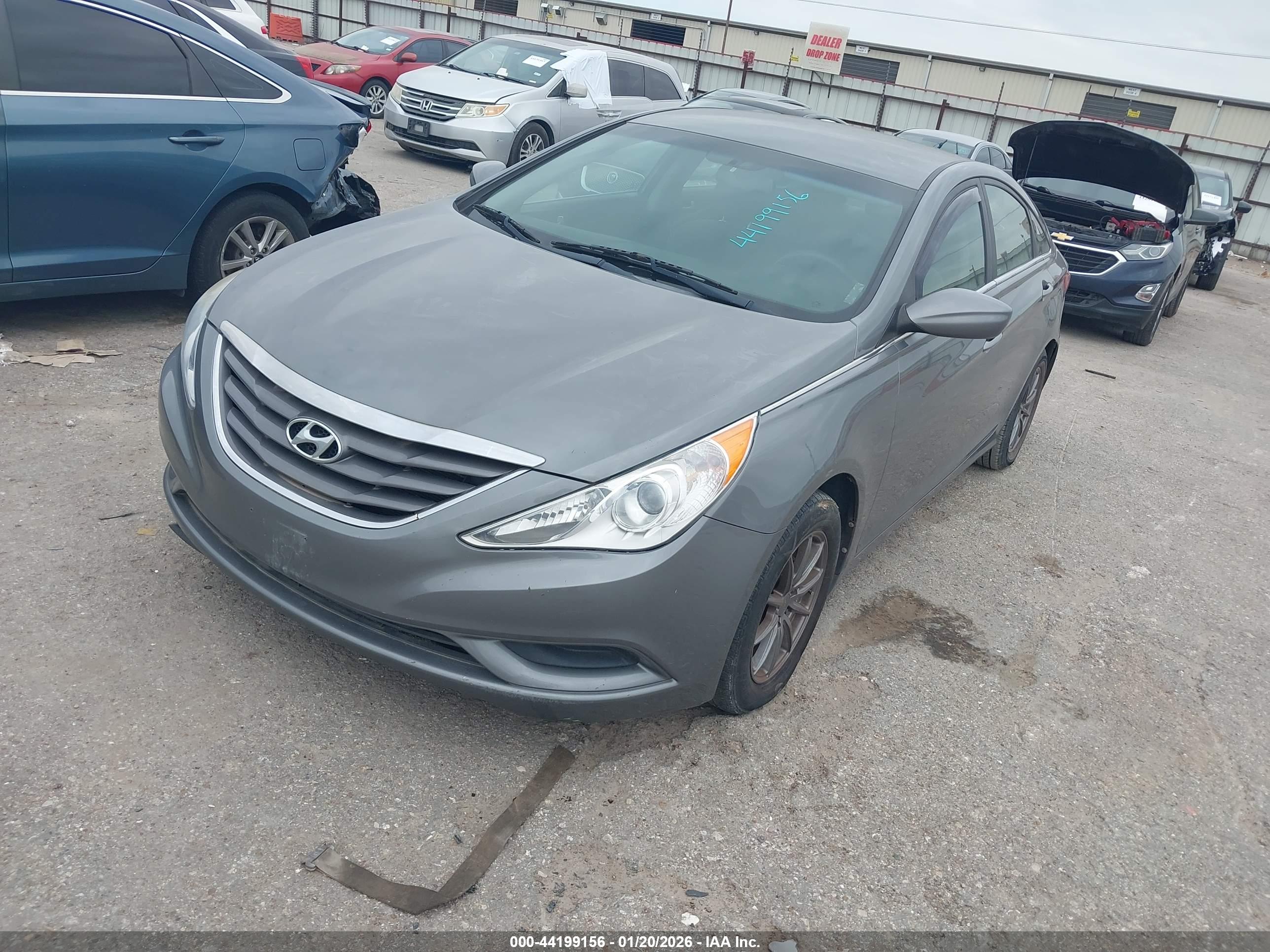 HYUNDAI SONATA image 2