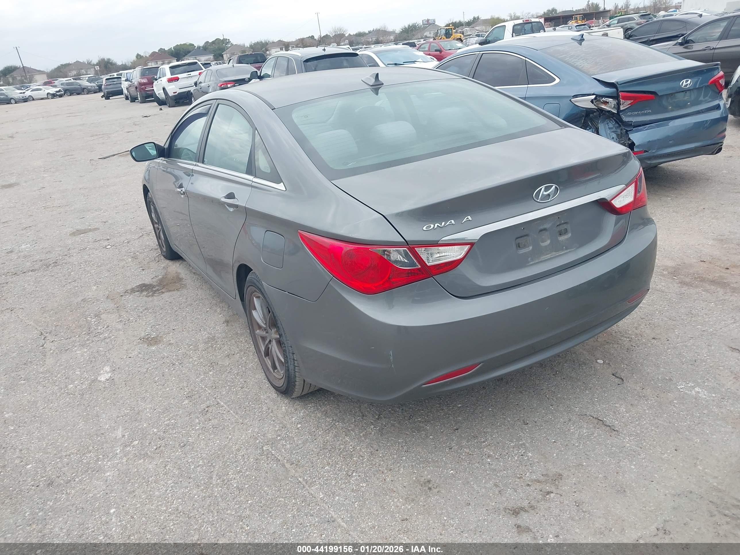 HYUNDAI SONATA image 3