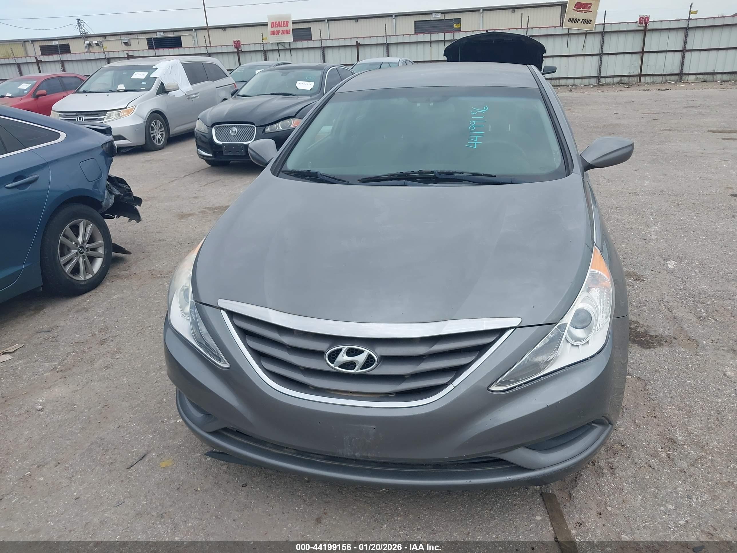 HYUNDAI SONATA image 6