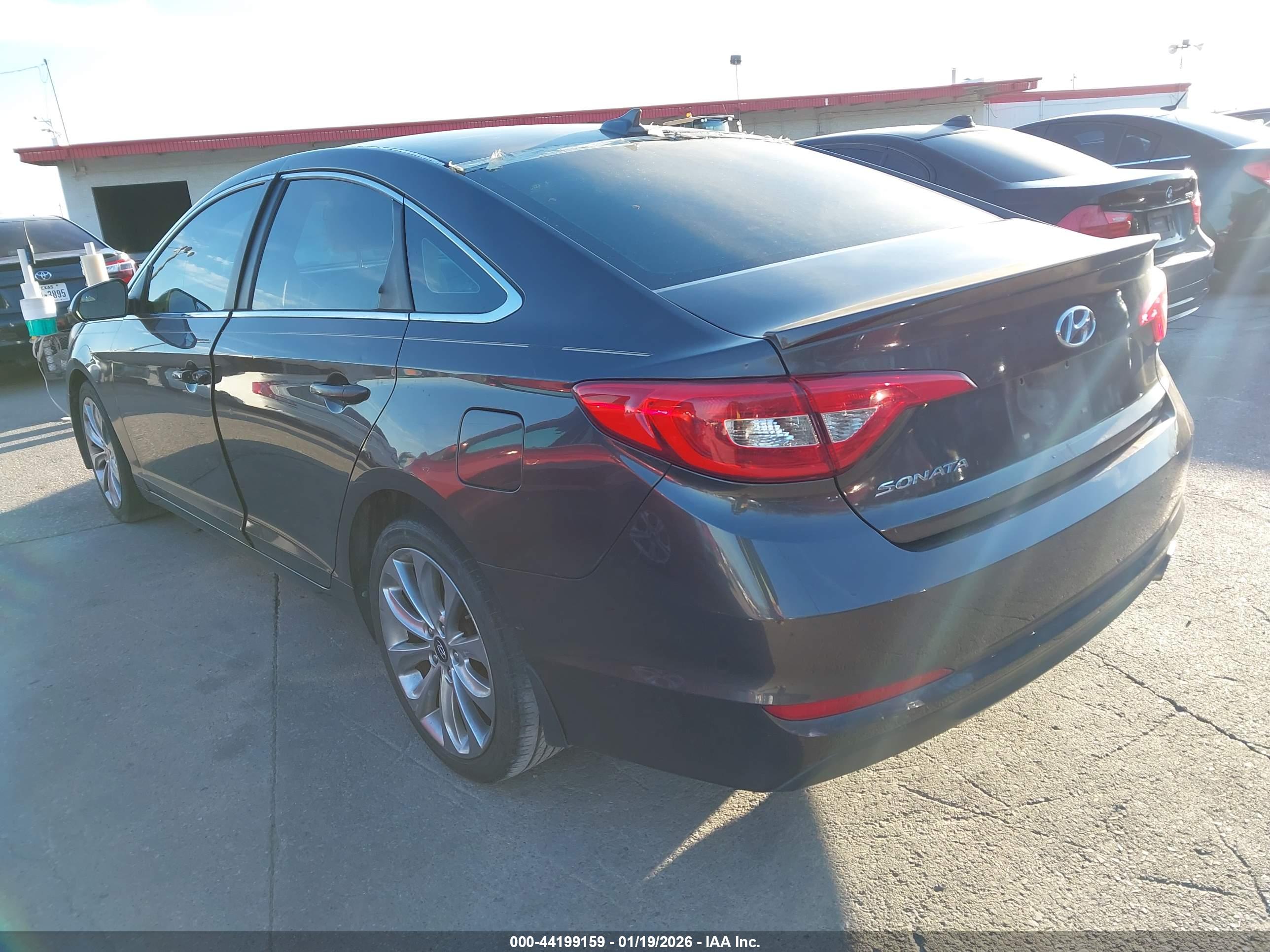 HYUNDAI SONATA image 3