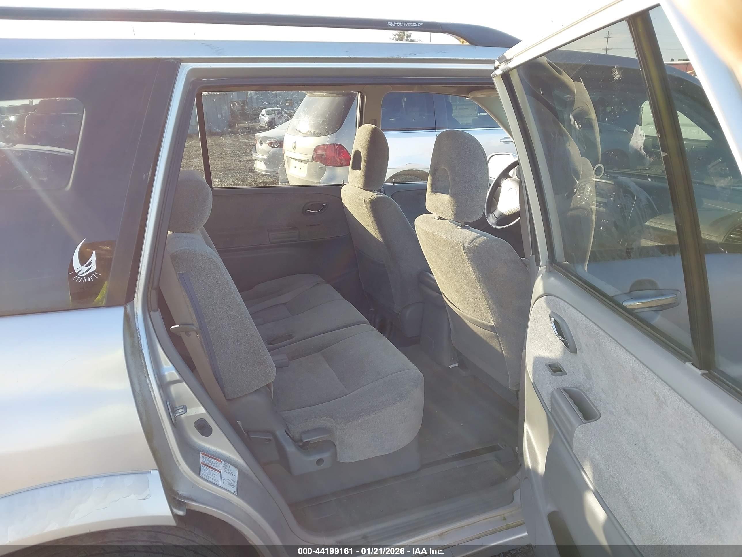 SUZUKI XL-7 image 8