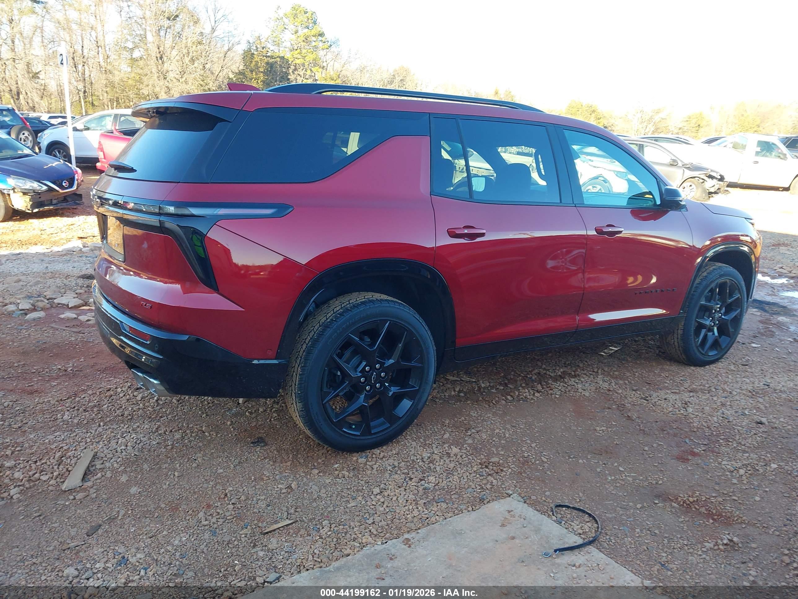 CHEVROLET TRAVERSE image 4