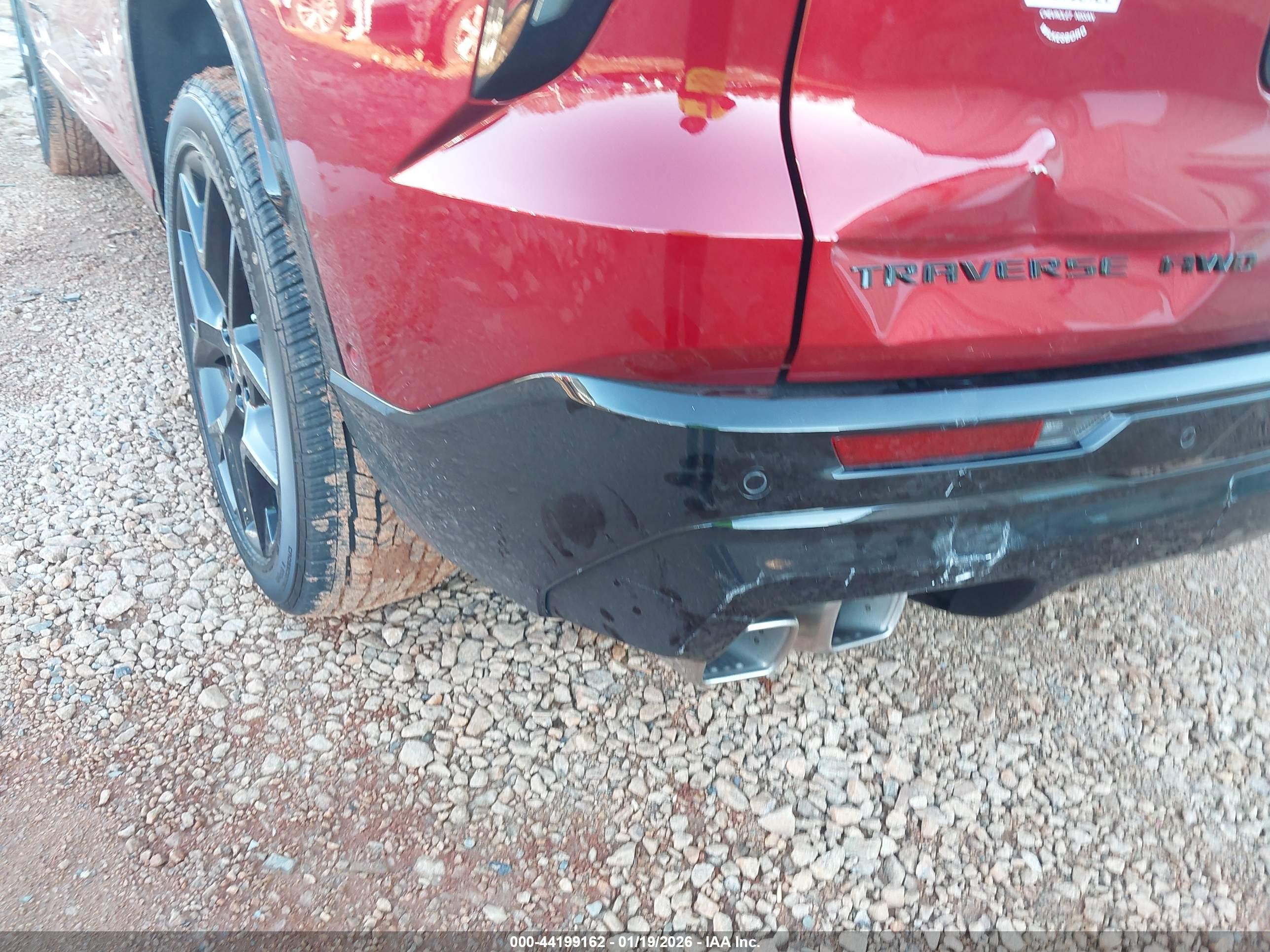 CHEVROLET TRAVERSE image 6