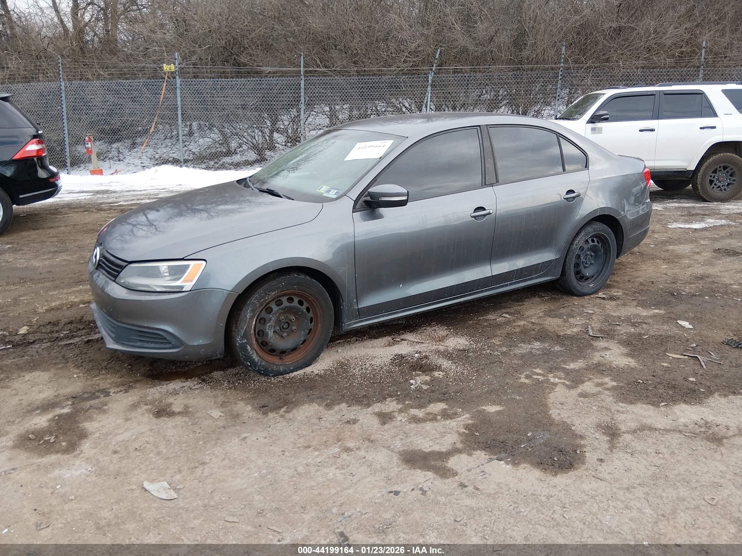 VOLKSWAGEN JETTA image 2