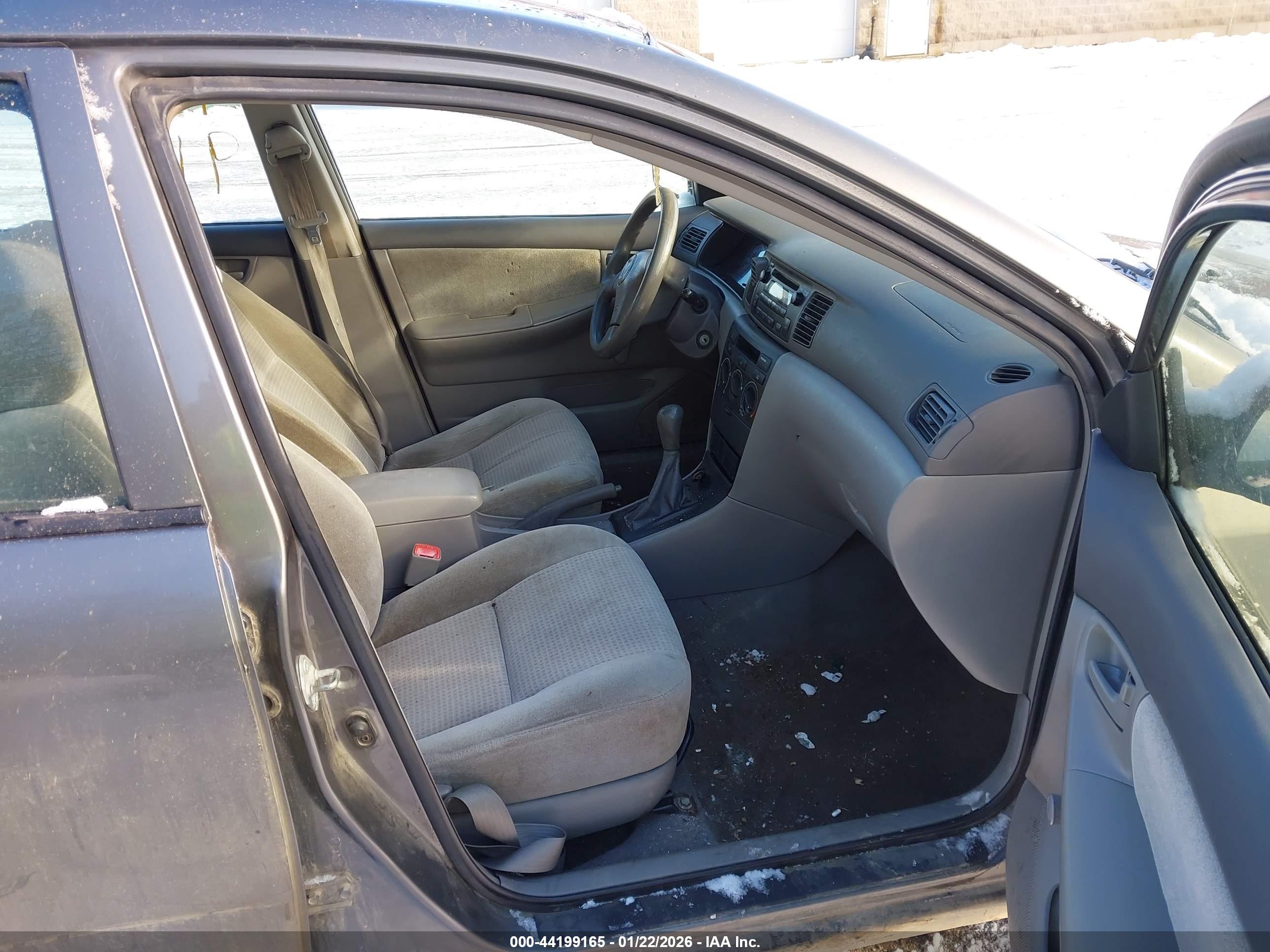 TOYOTA COROLLA image 5