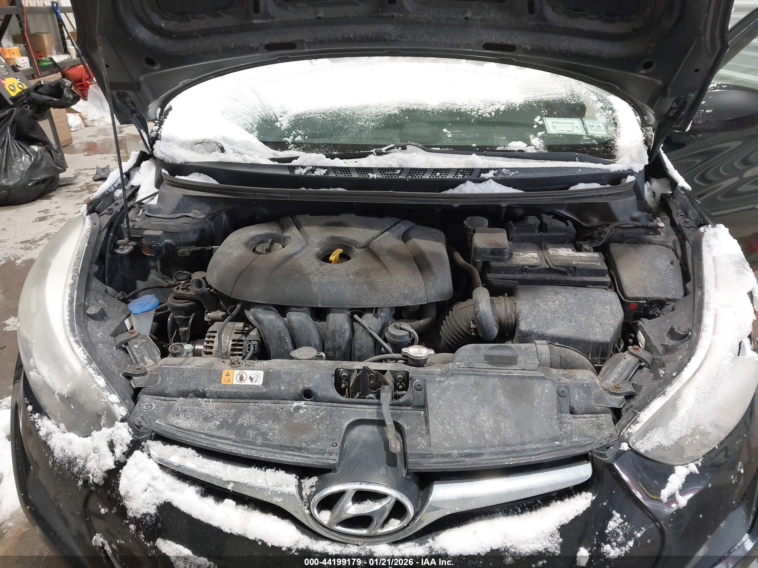 HYUNDAI ELANTRA image 10