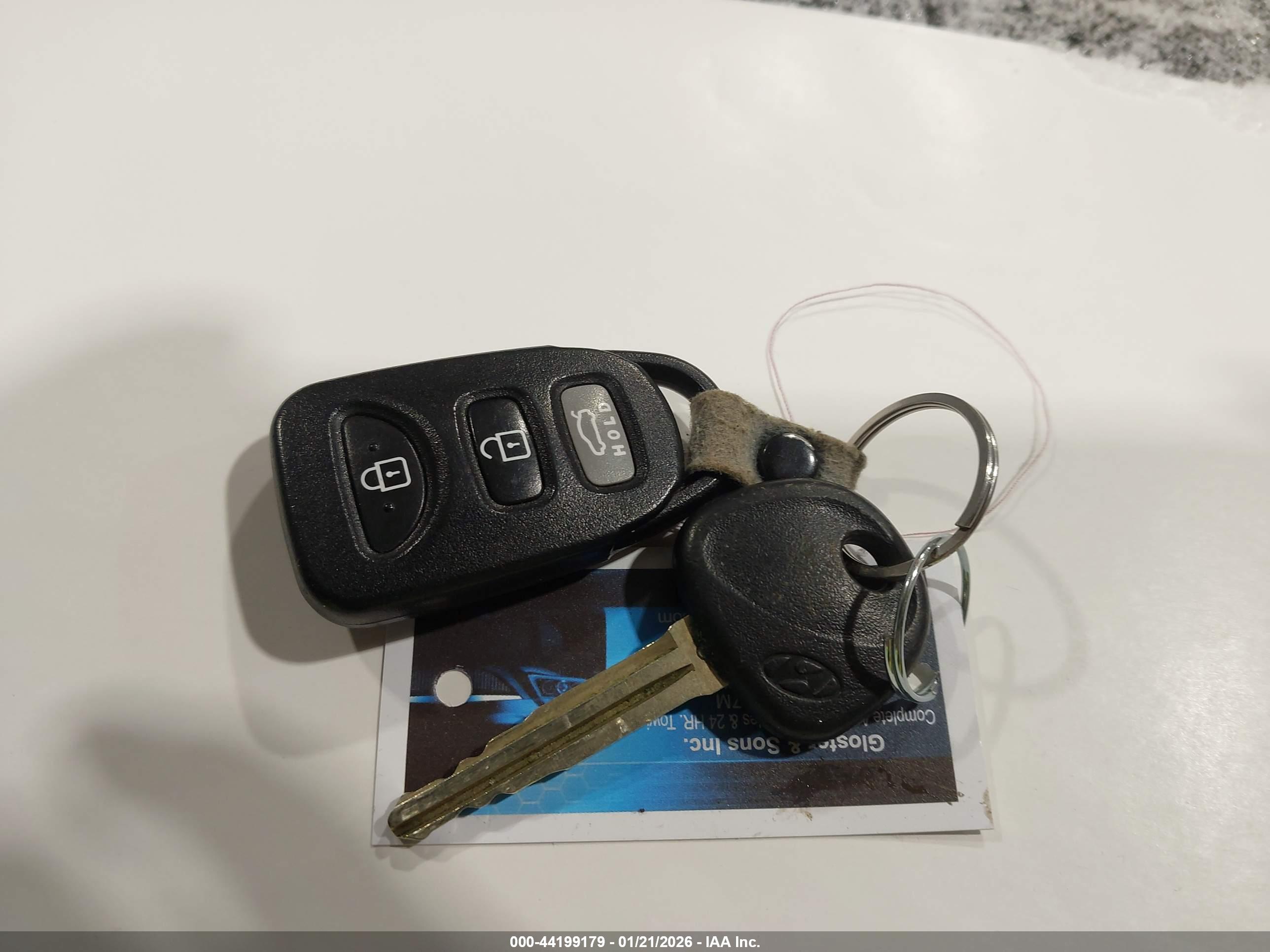 HYUNDAI ELANTRA image 11
