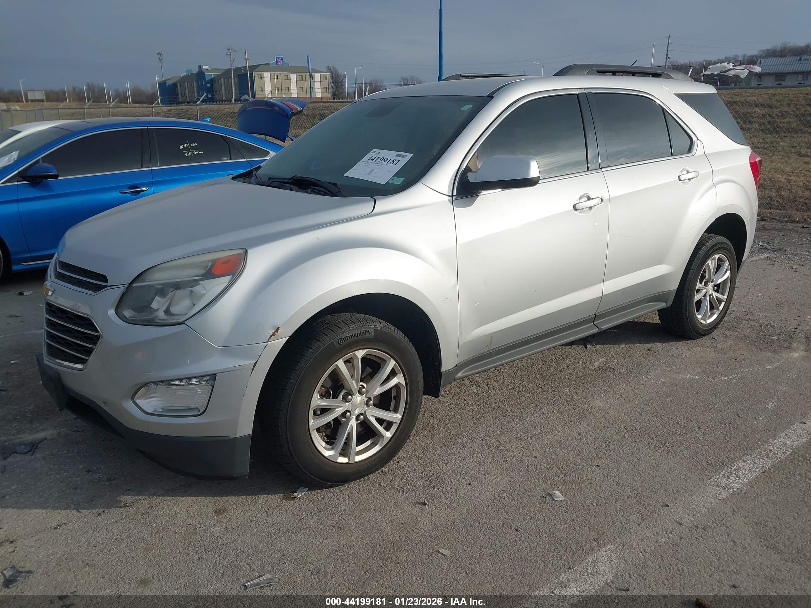 CHEVROLET EQUINOX image 2